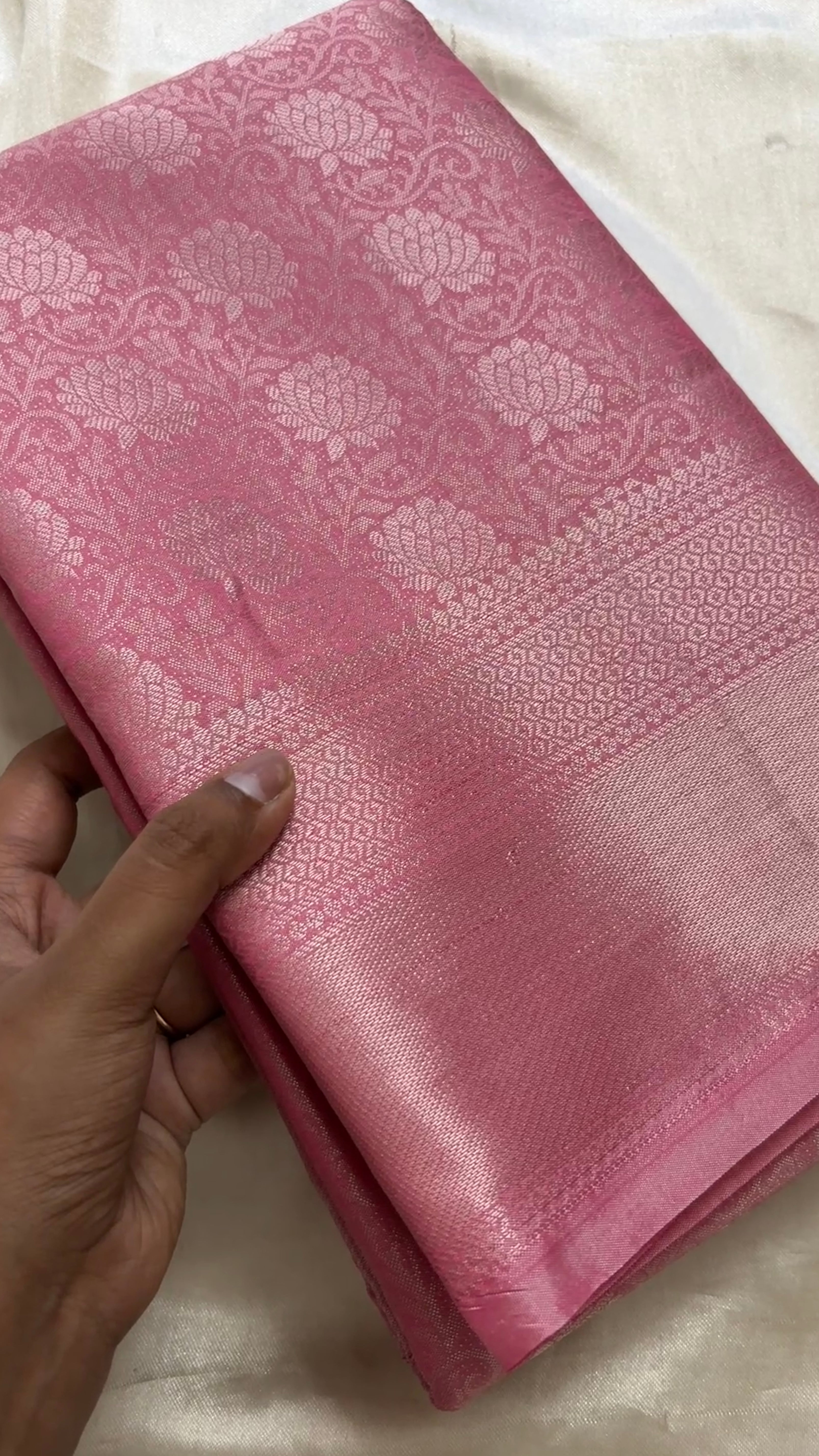 Premium Brocade soft silk Kr31