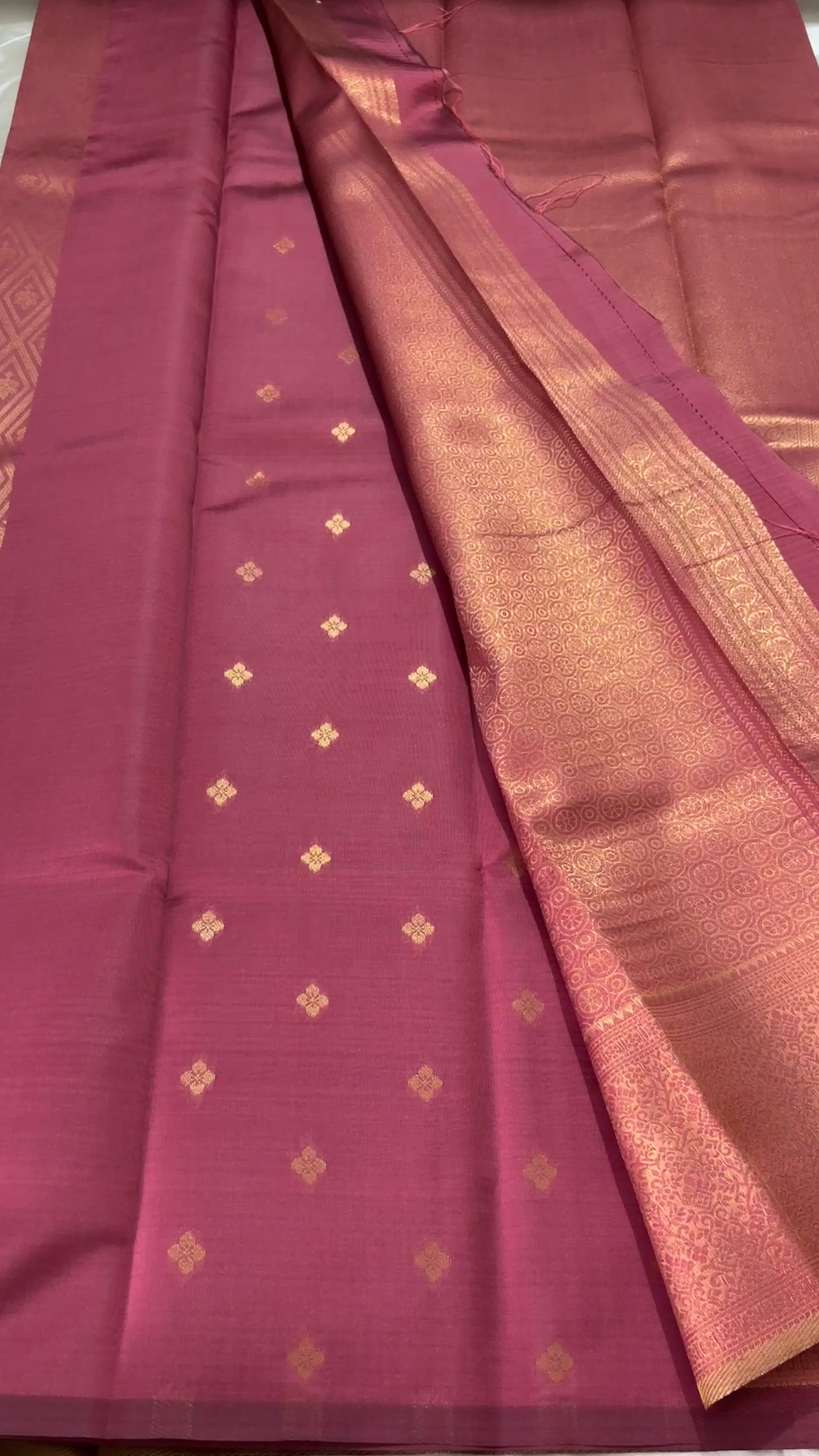 Semi brocade soft Silk kr97