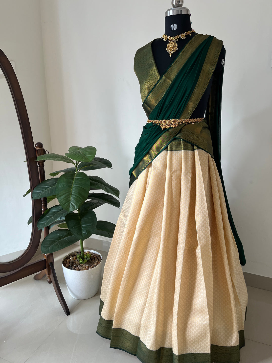 Unstitched premium half saree material( bottle green)