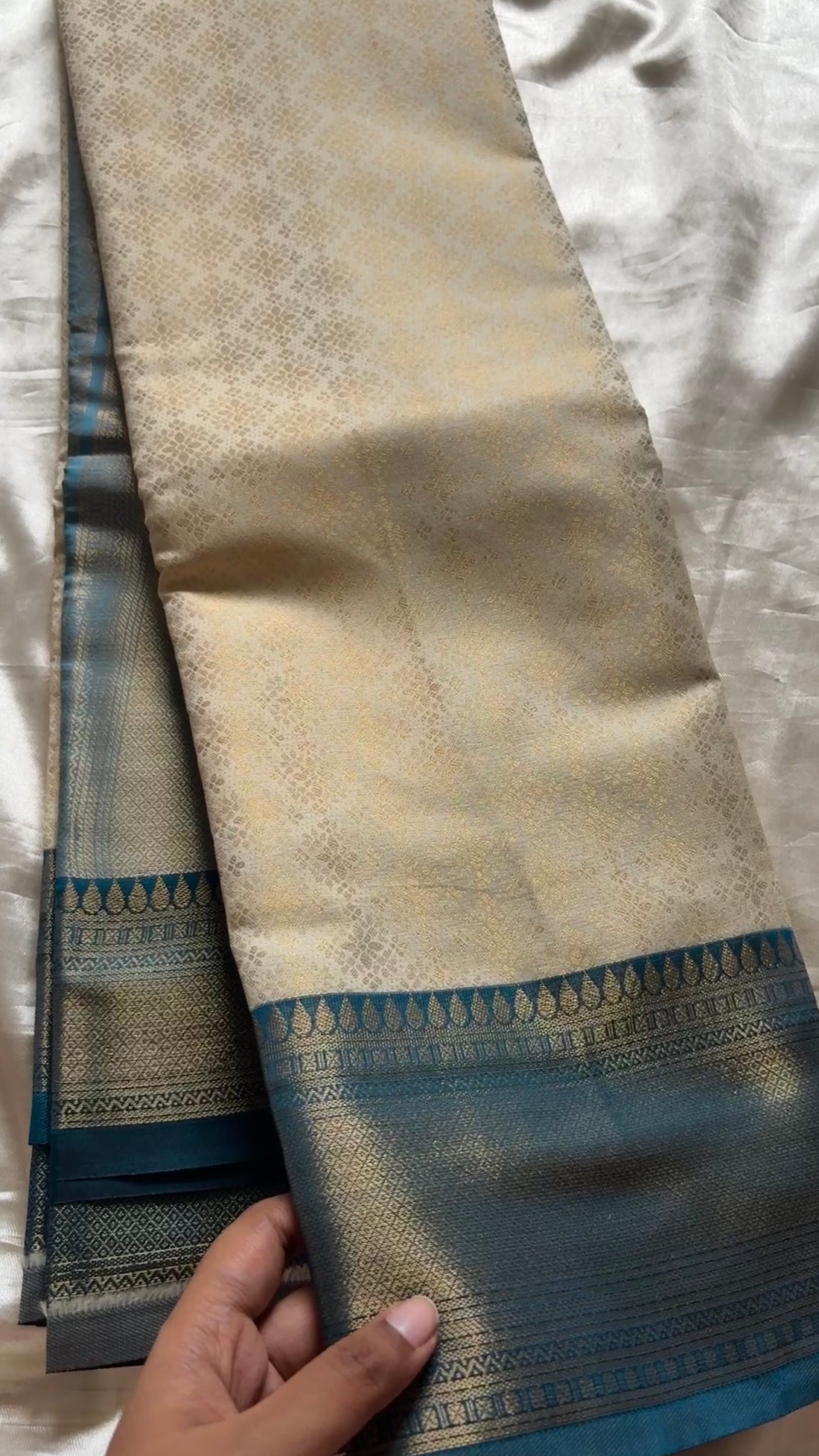 Semi Soft silk Kr 22