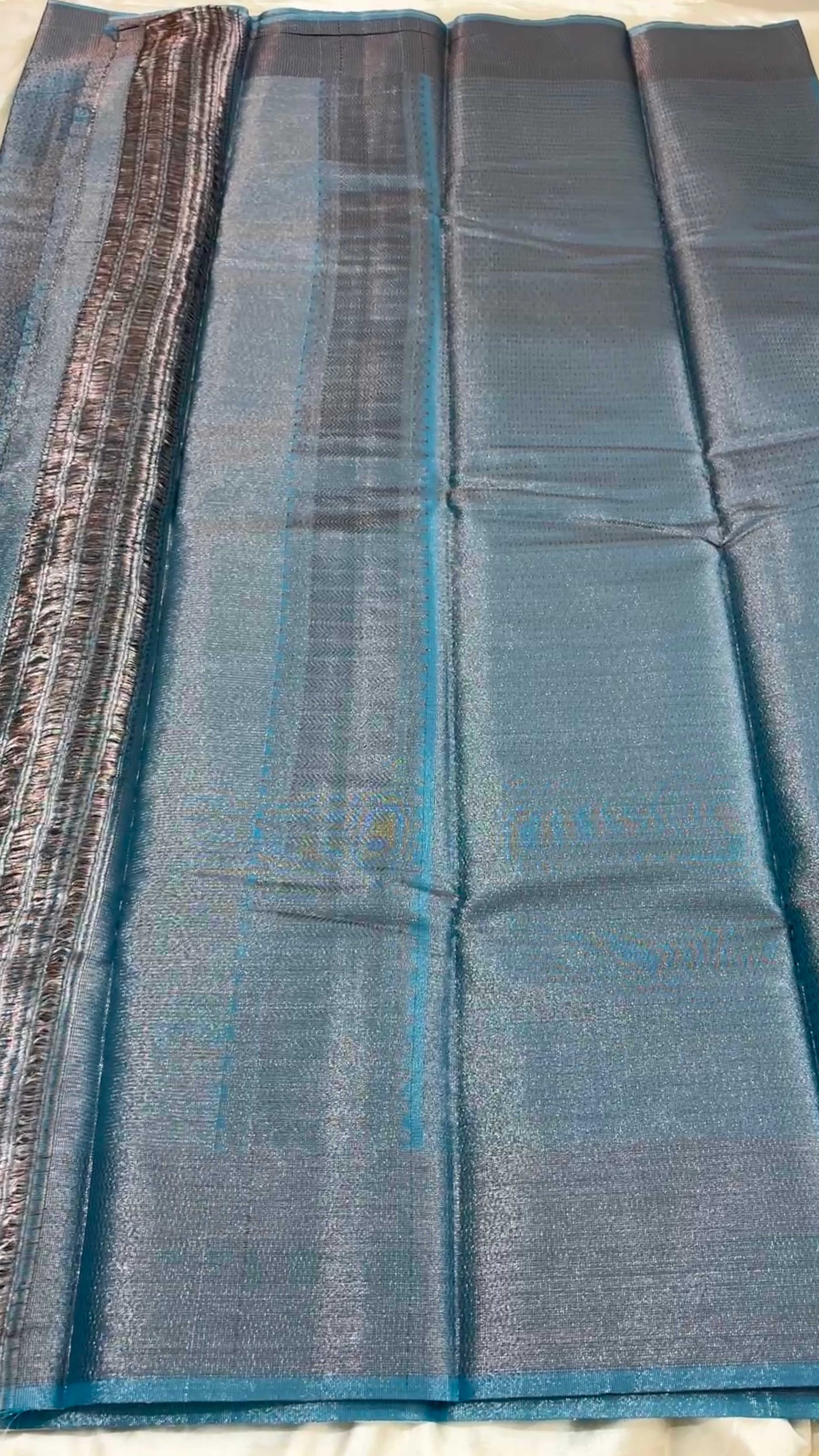 Tissue Brocade soft silk kr36