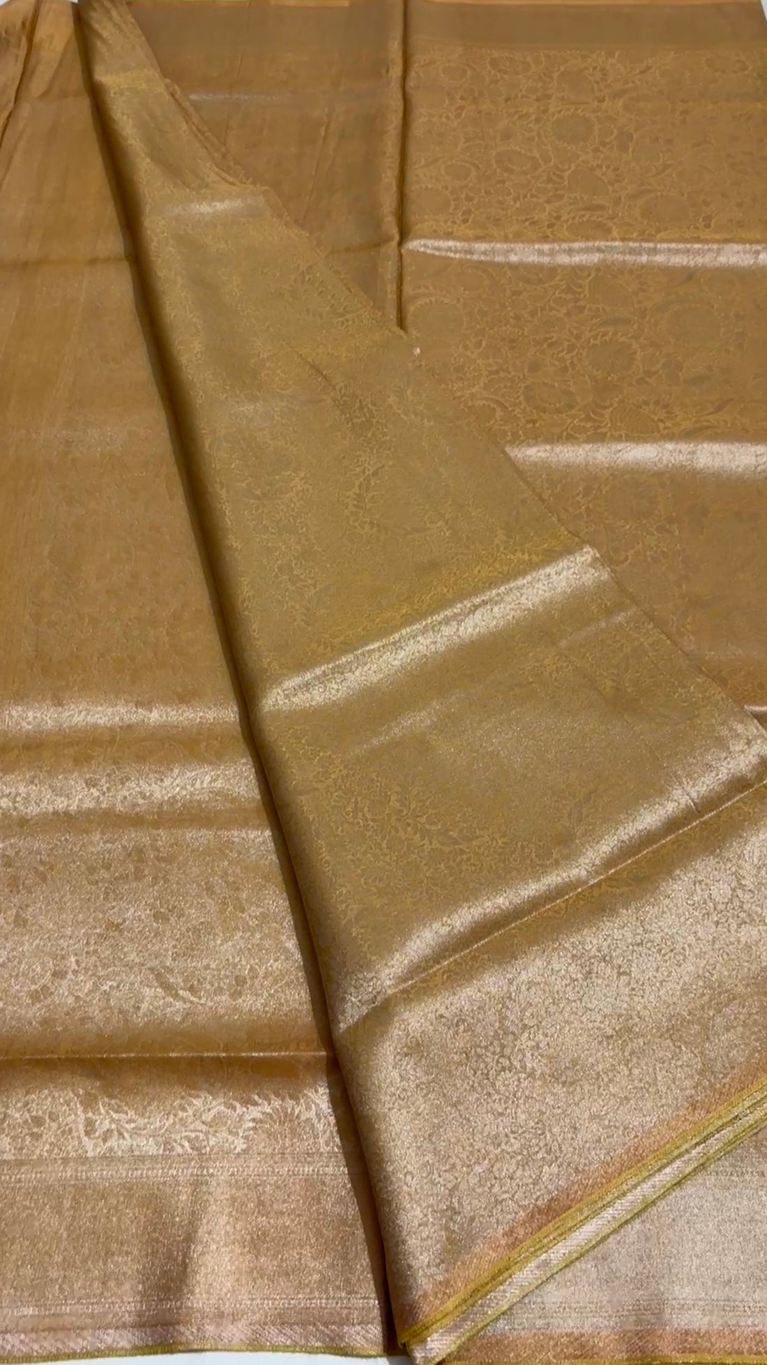 Soft Banarasi brocade kr32