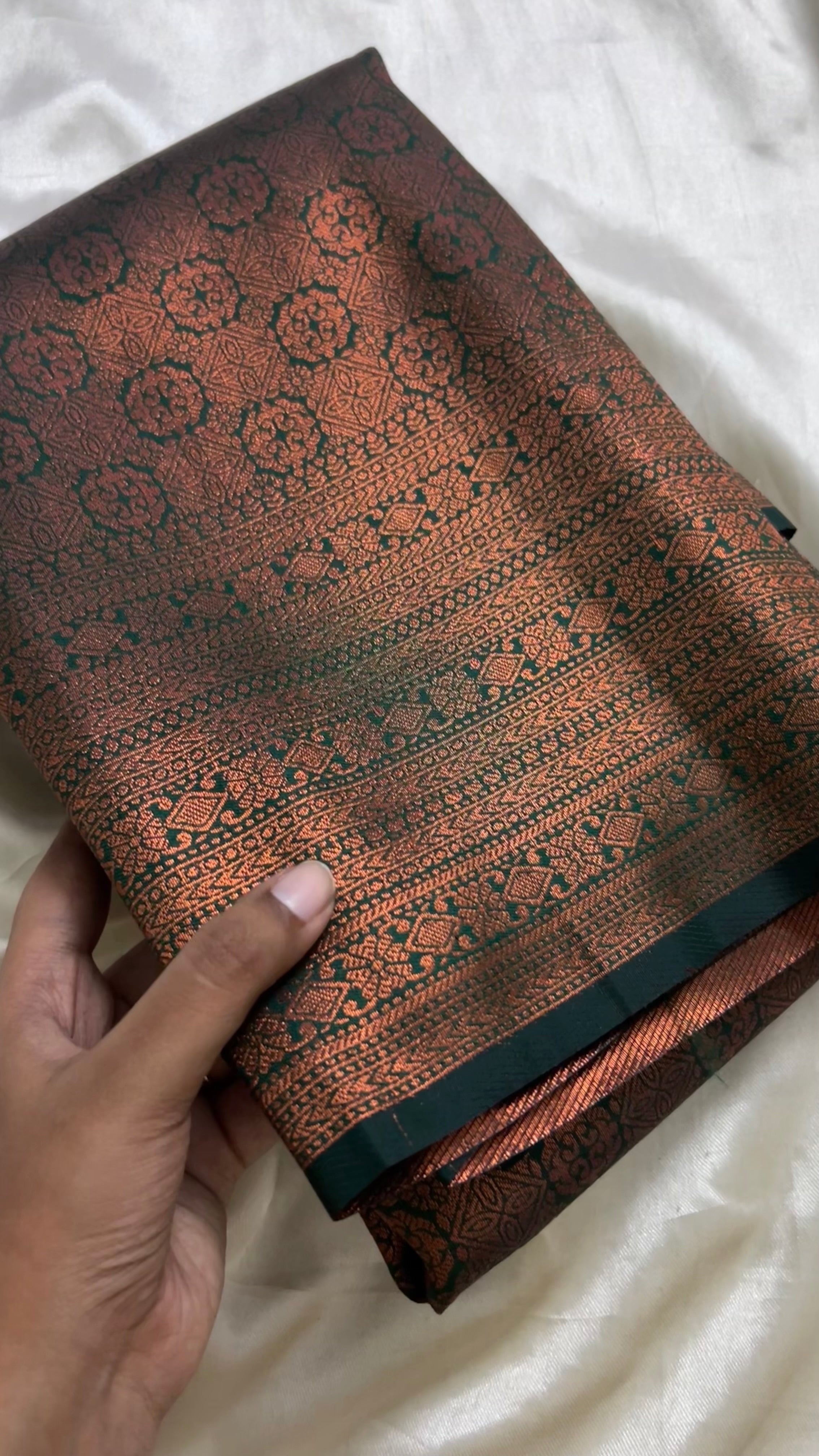 Semi Brocade