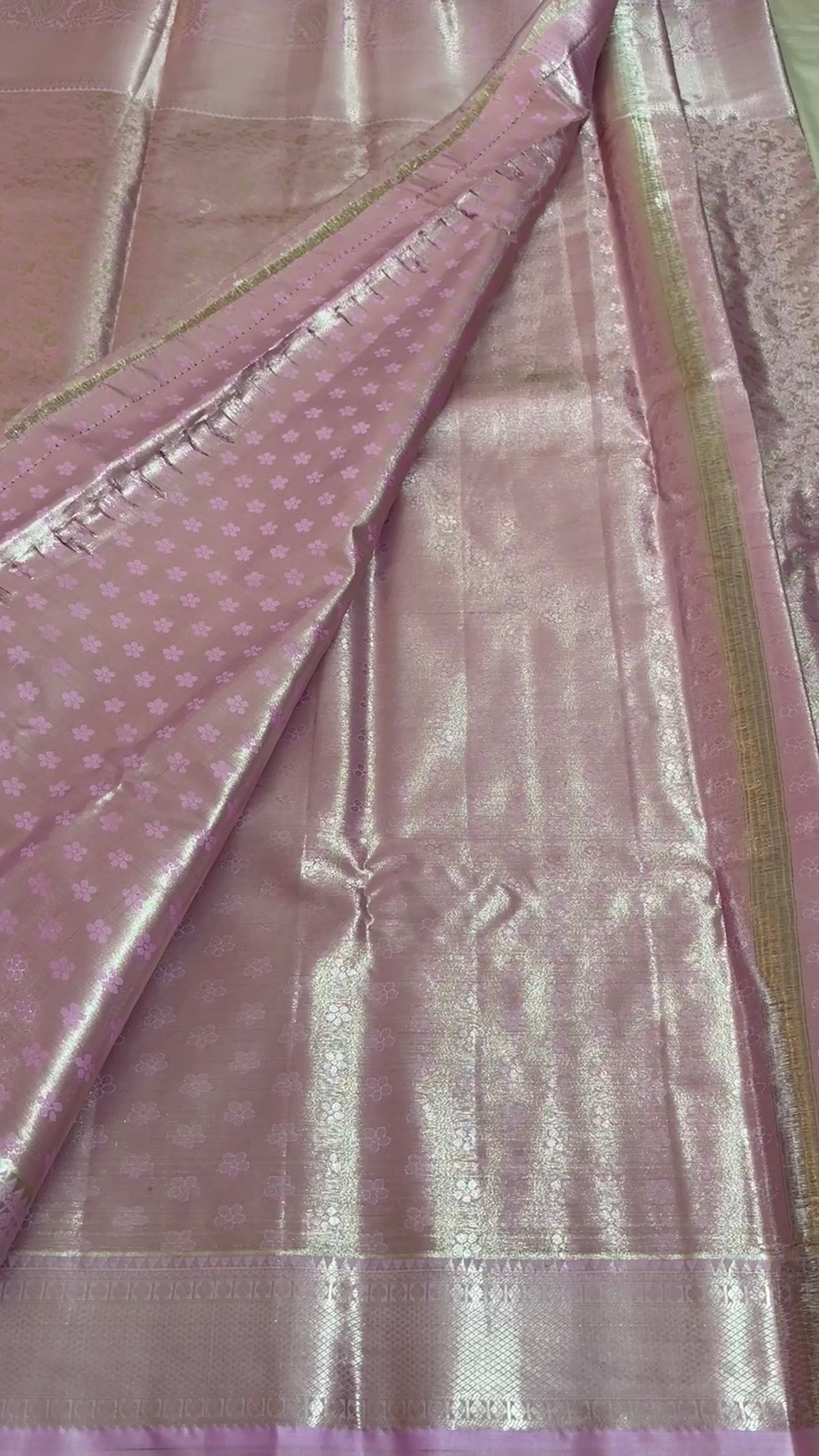 Semi tissue Kanchipuram saree
