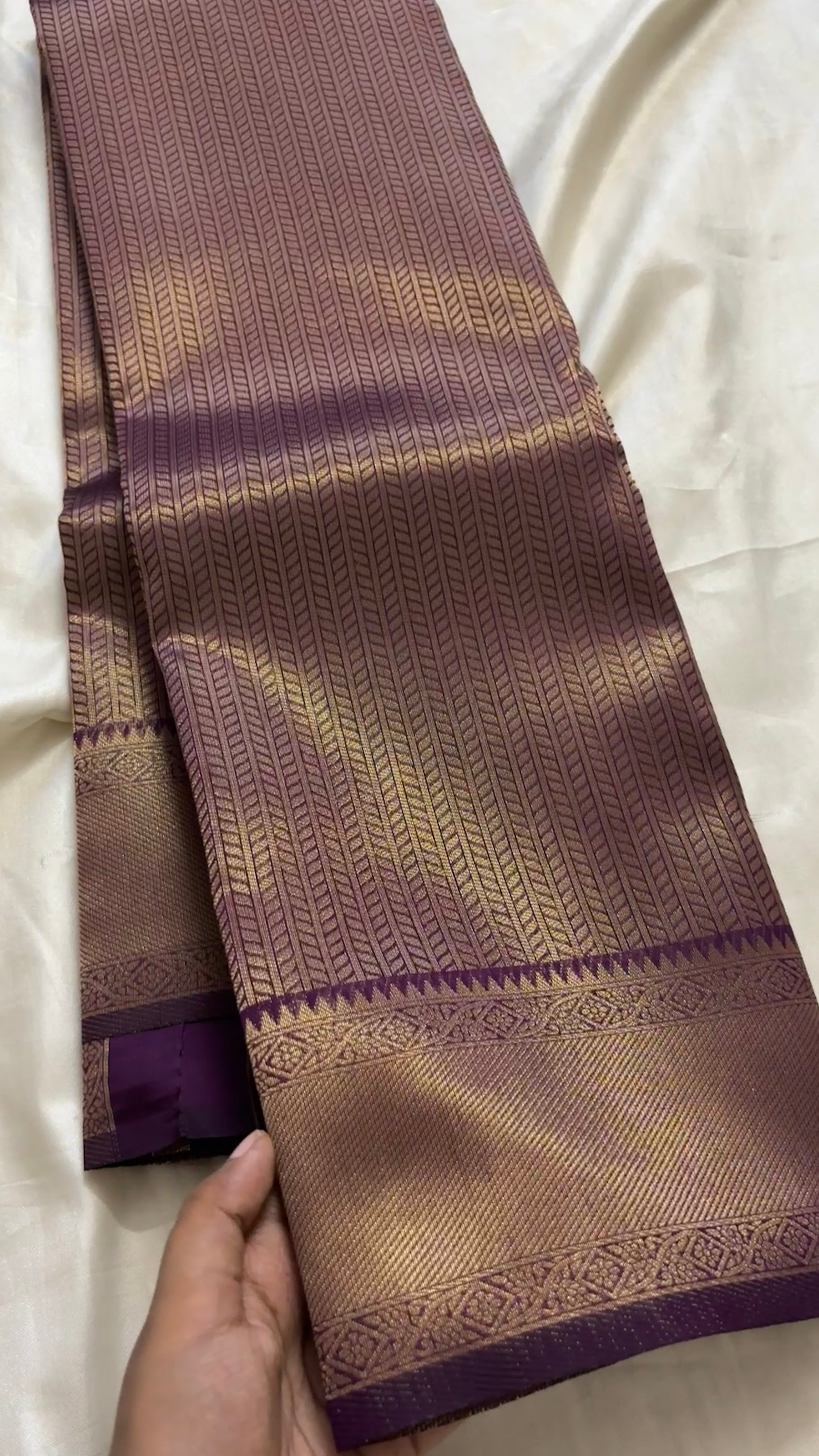 Semi brocade KR 69
