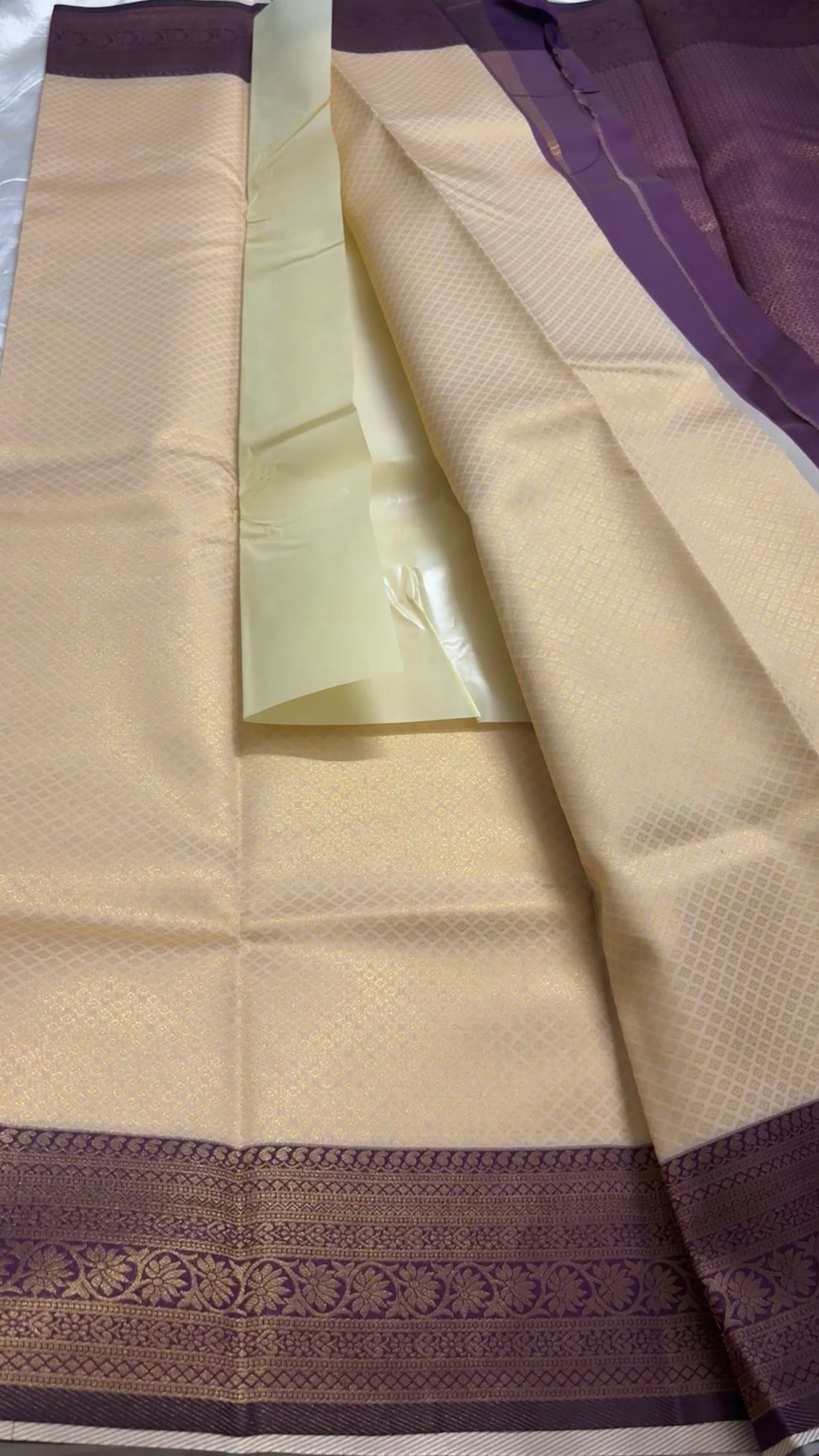 Kanchi semi soft silk kr142