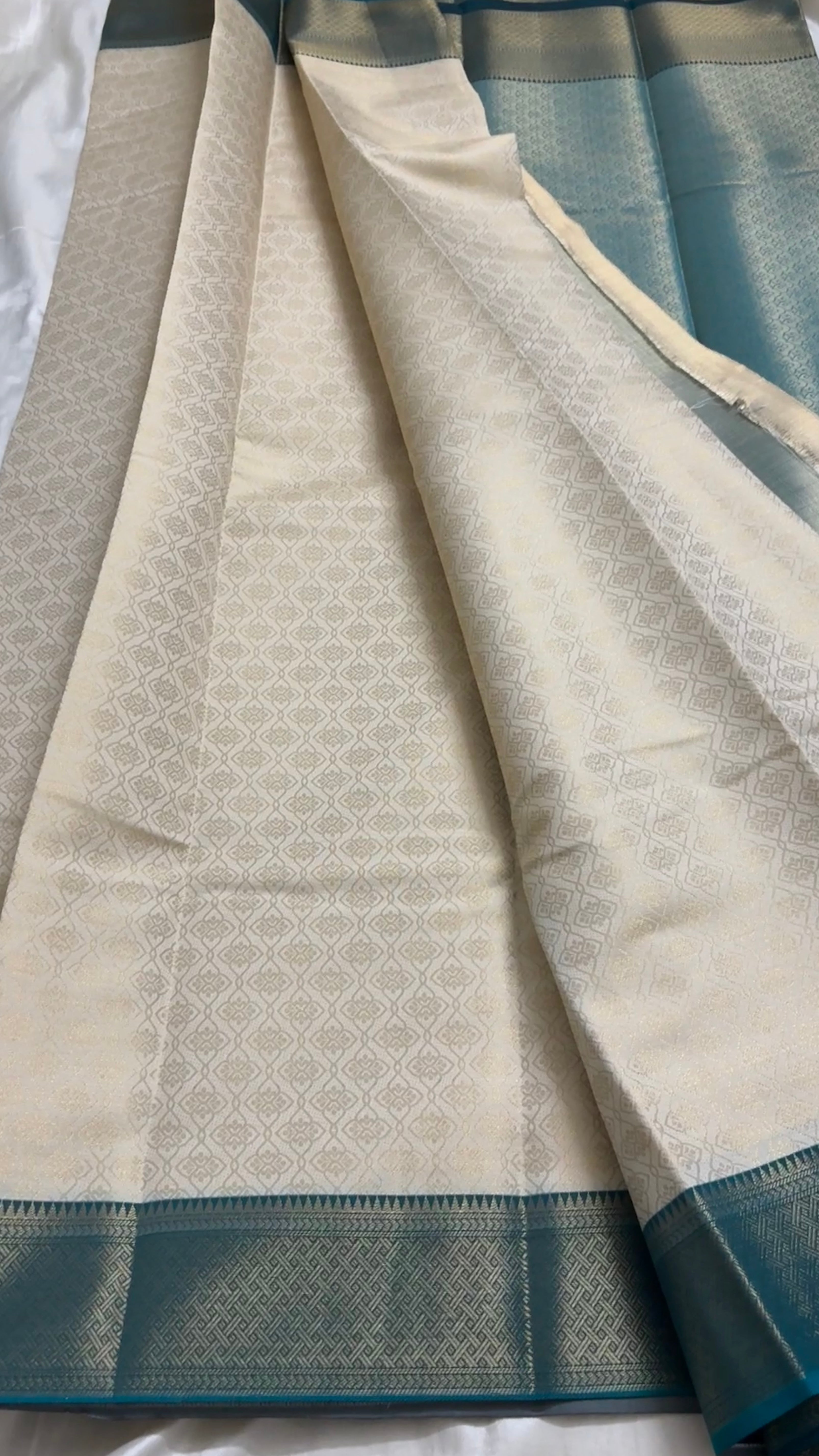 Semi Soft silk KR 4