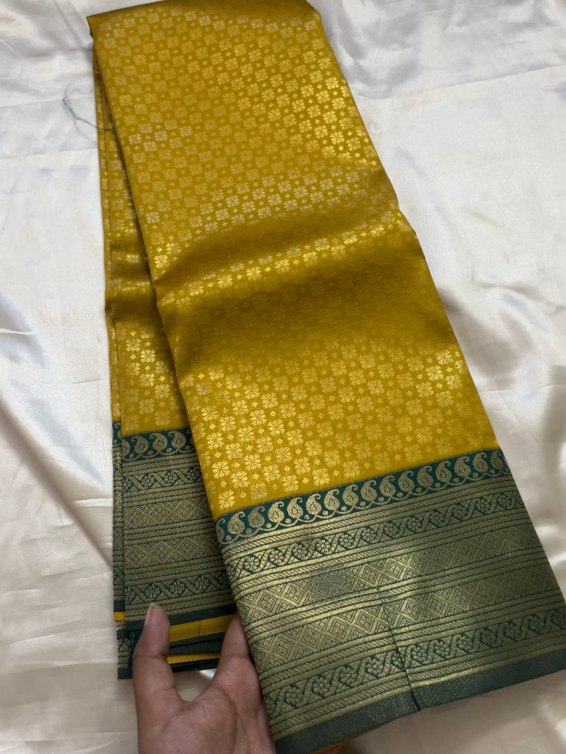 Kanchi semi soft silk