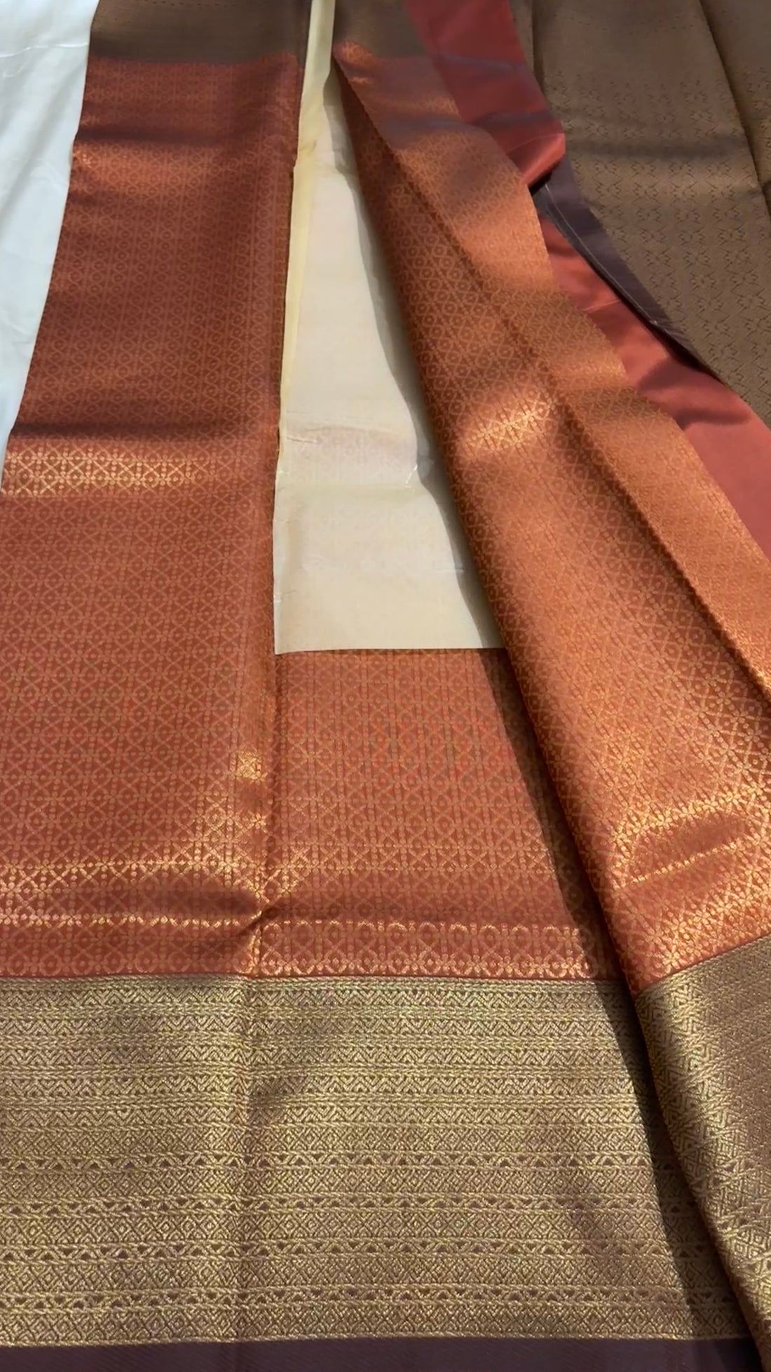 Kanchi semi soft silk Kr 142
