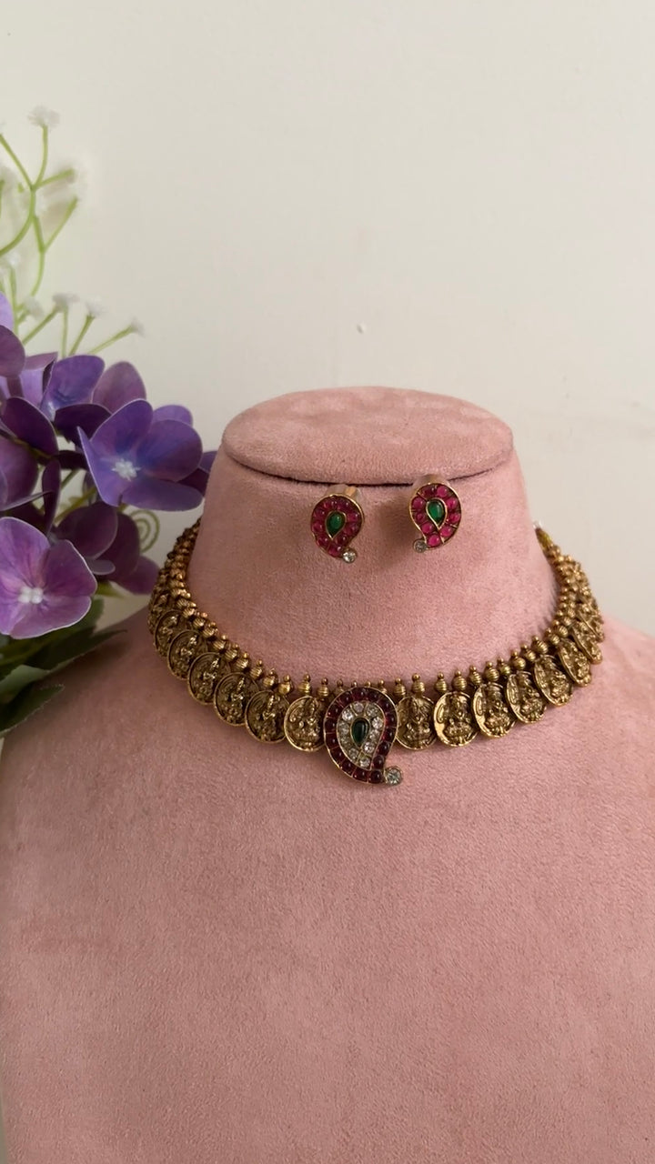 Lotus necklace