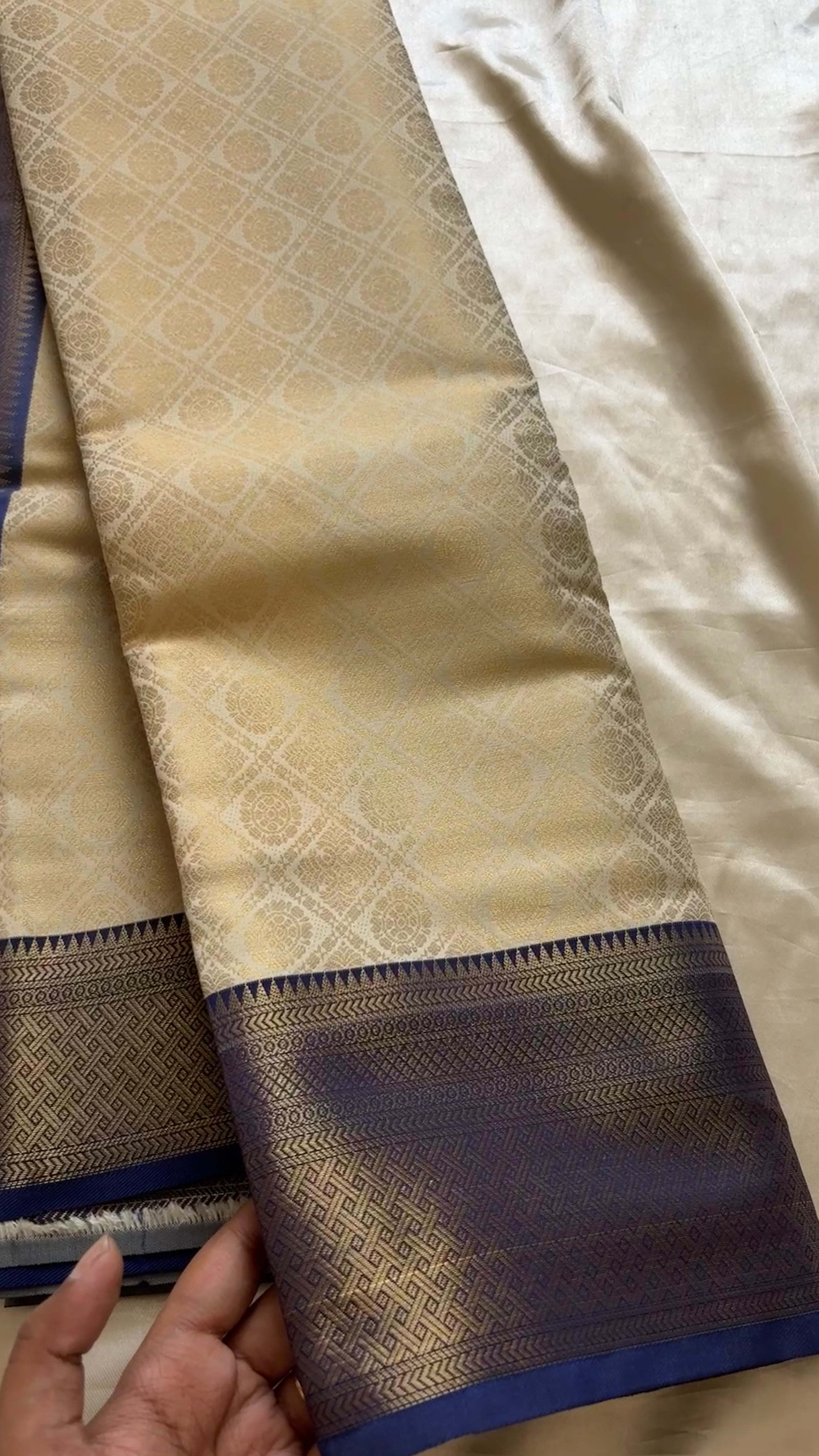 Semi Soft silk