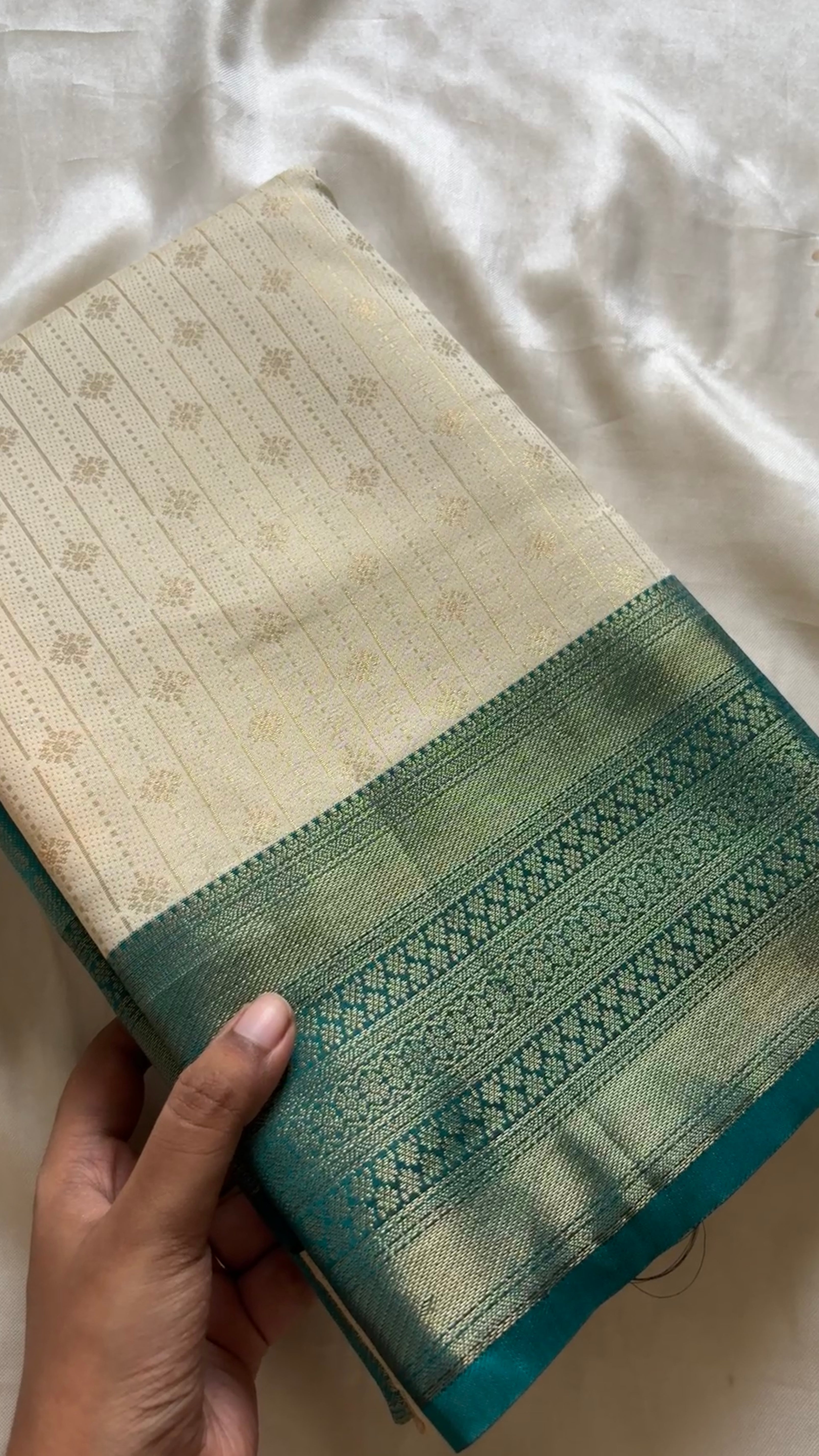Semi Soft silk kr64