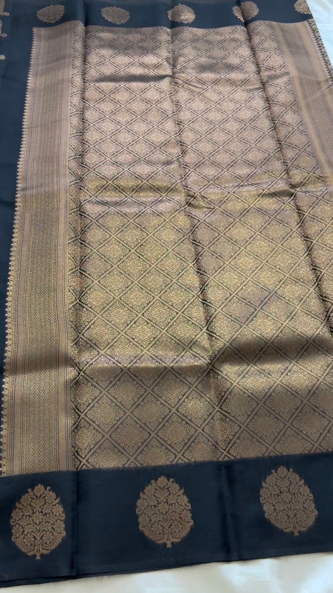 Semi brocade soft Silk kr52