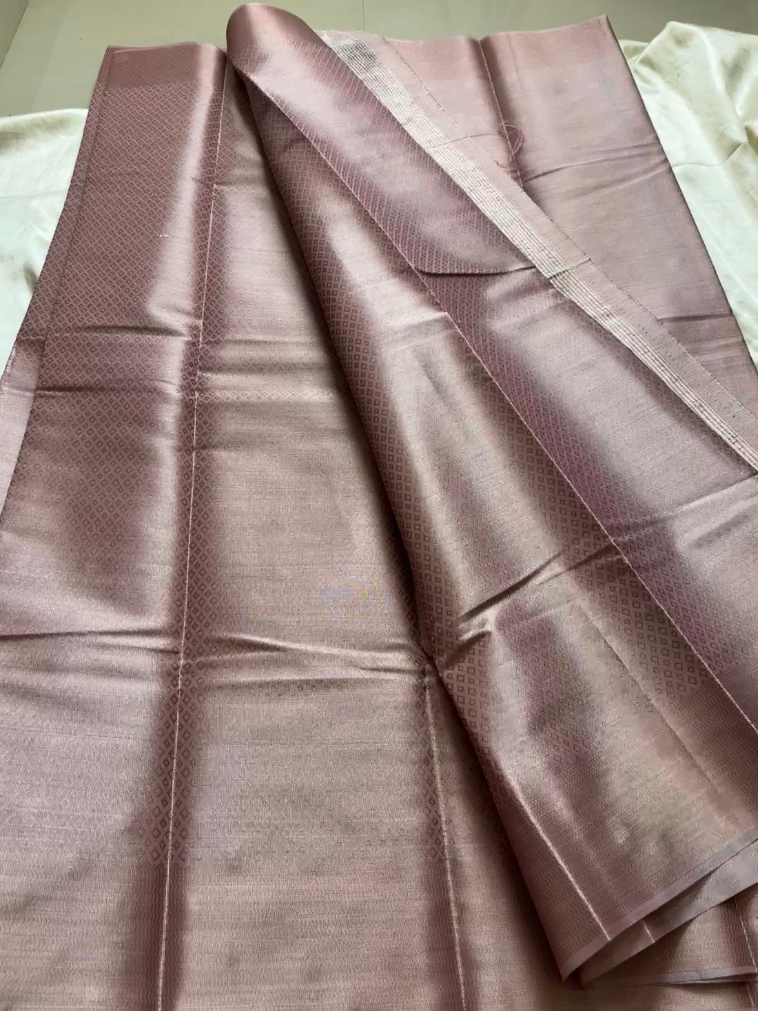 Tissue Brocade soft silk kr29