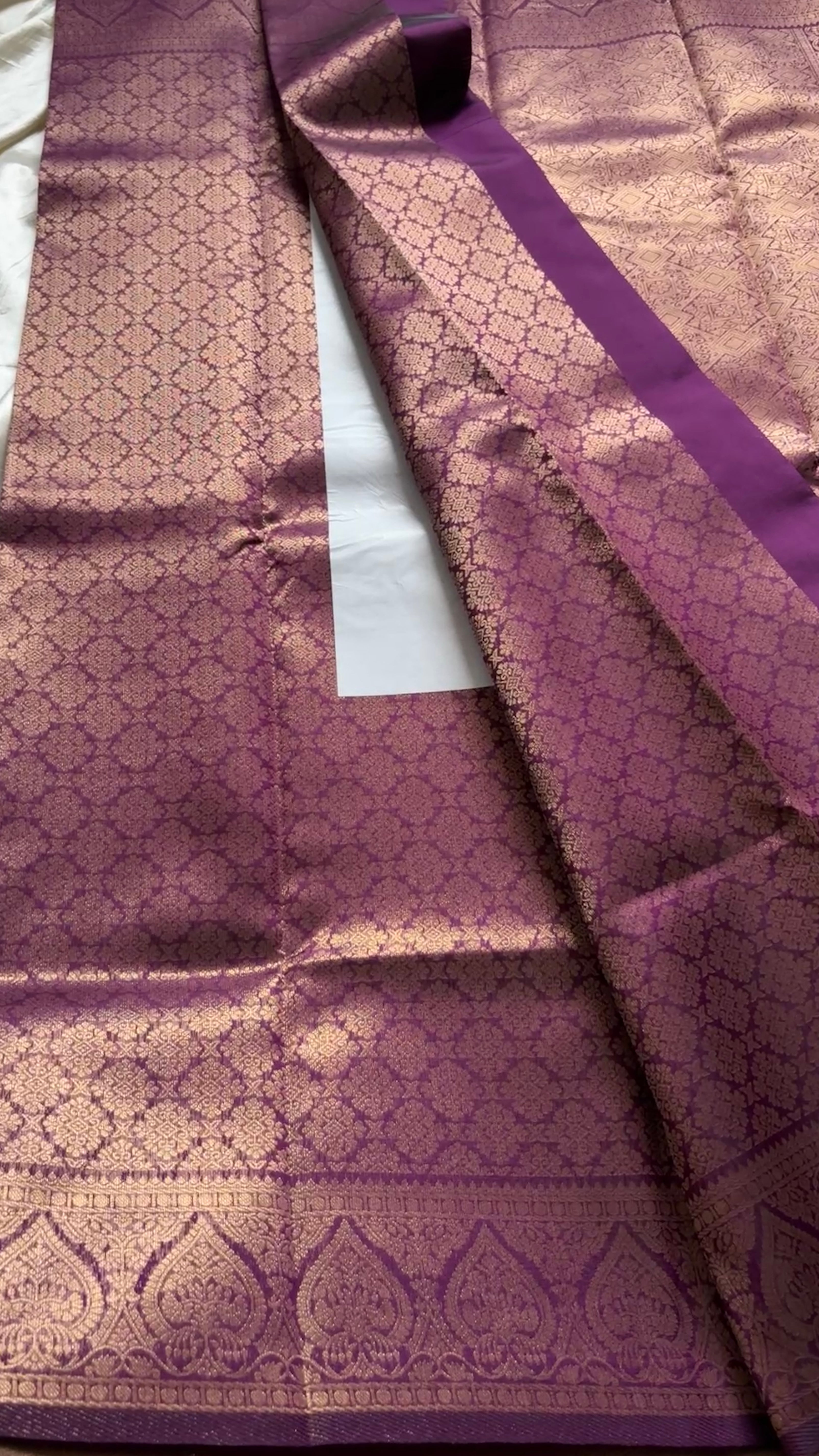 Semi brocade Kr 6