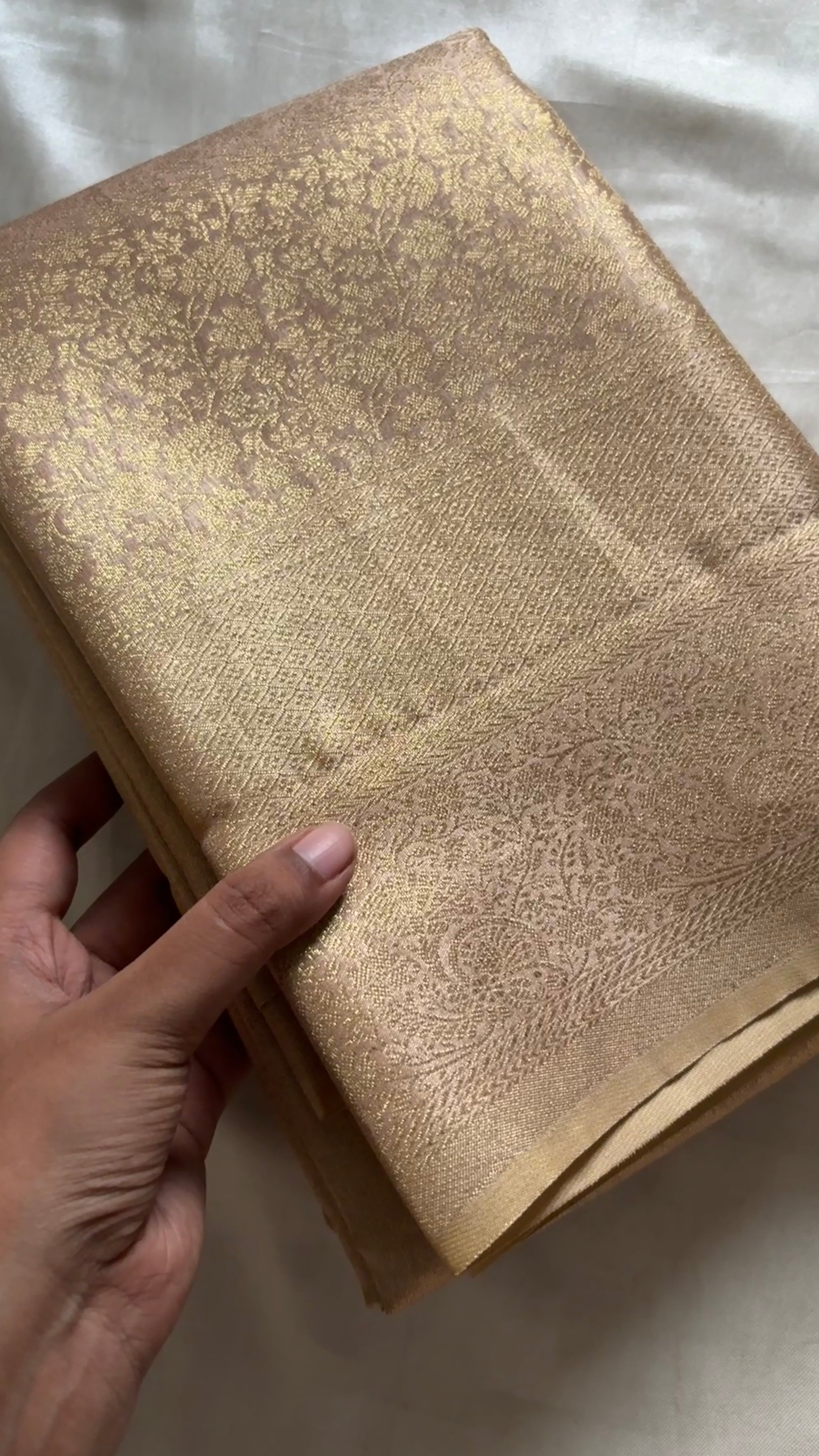Premium  Tissue brocade