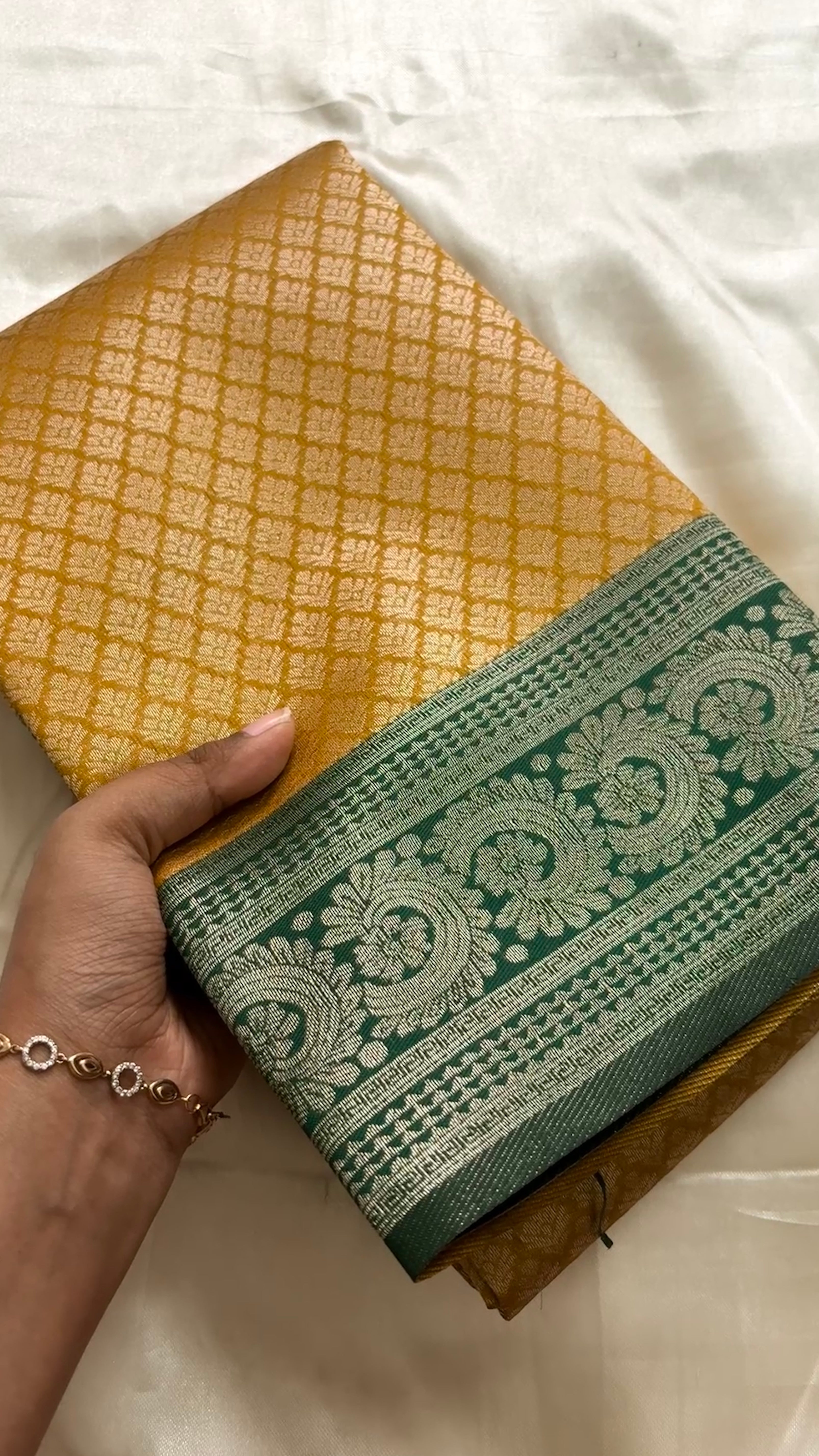 Kanchi semi soft silk kr37