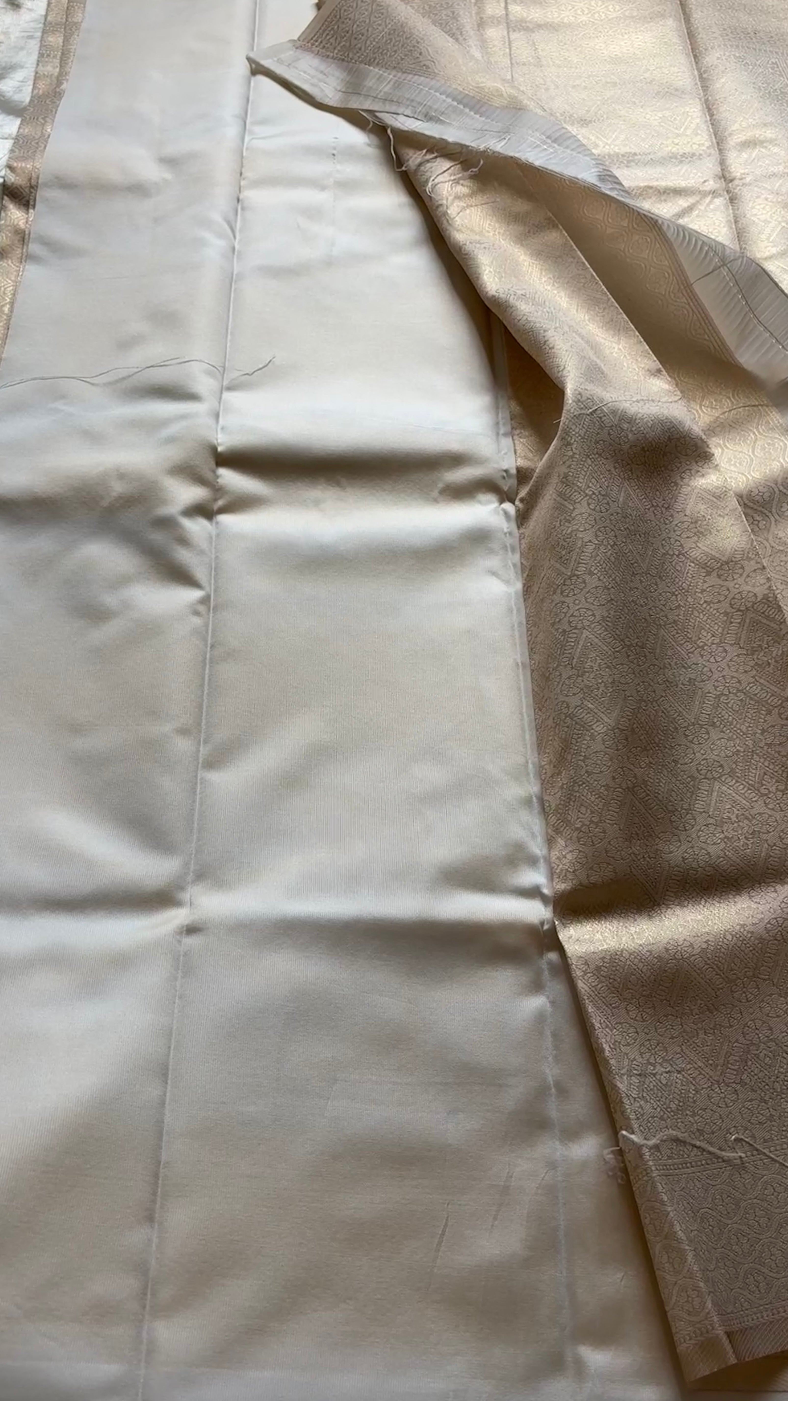 Semi brocade kr108