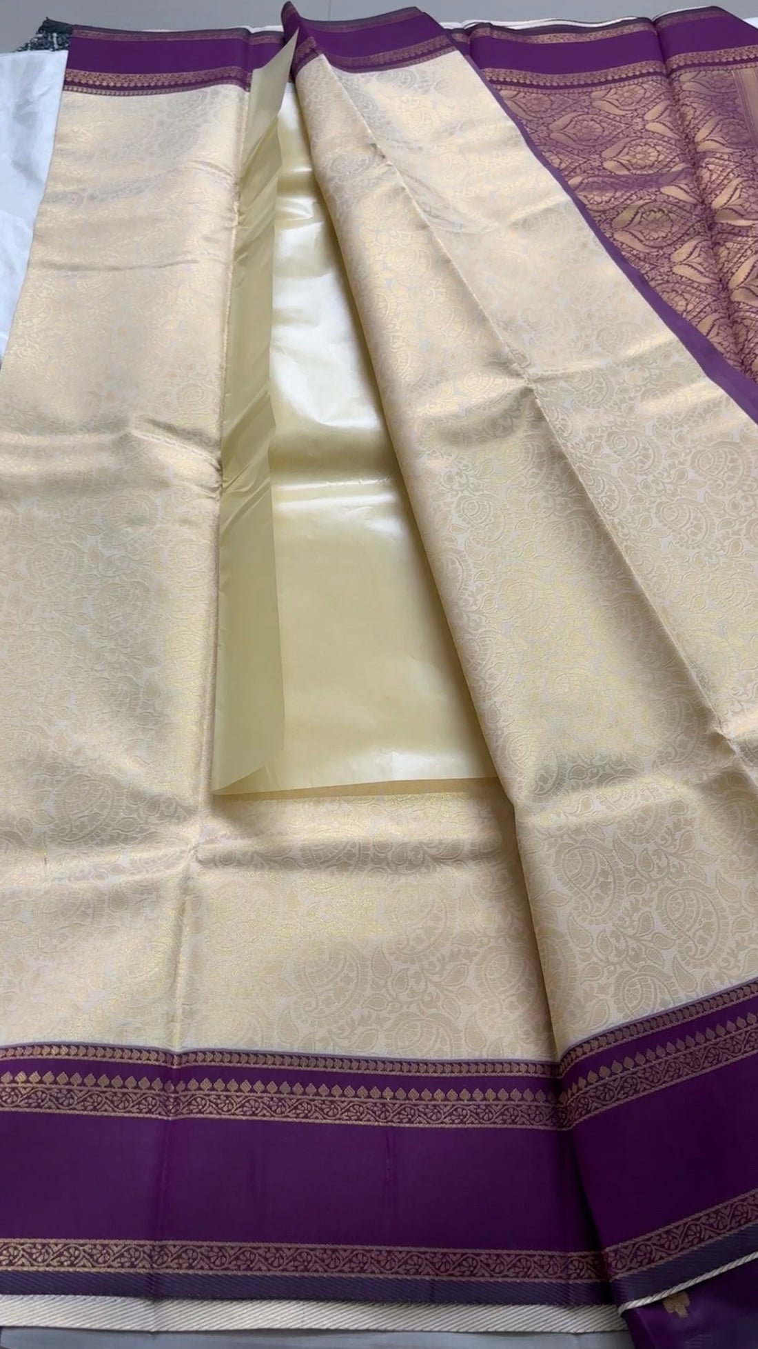 Kanchi semi soft silk kr82