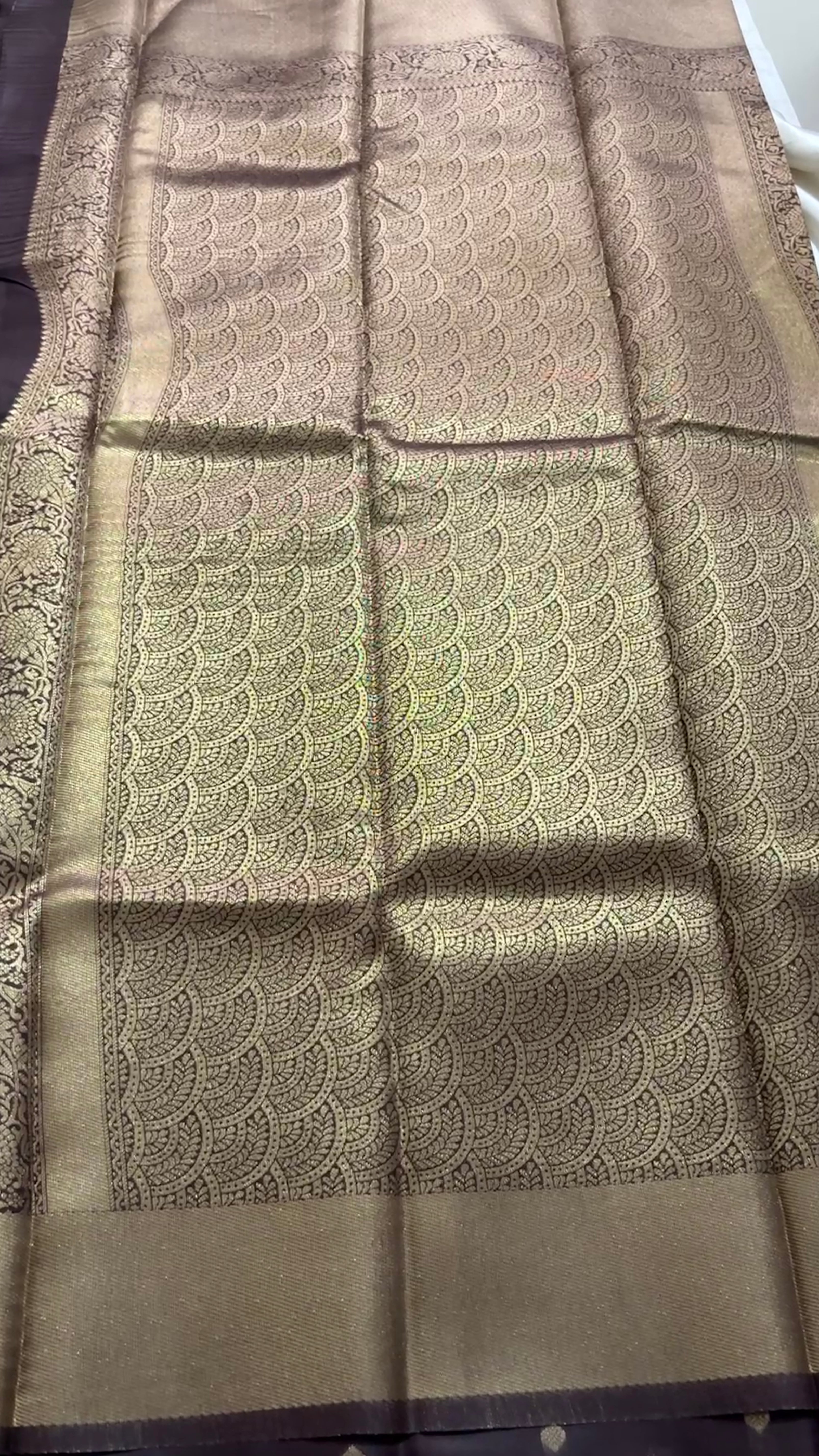 Kanchi semi soft silk Kr 129