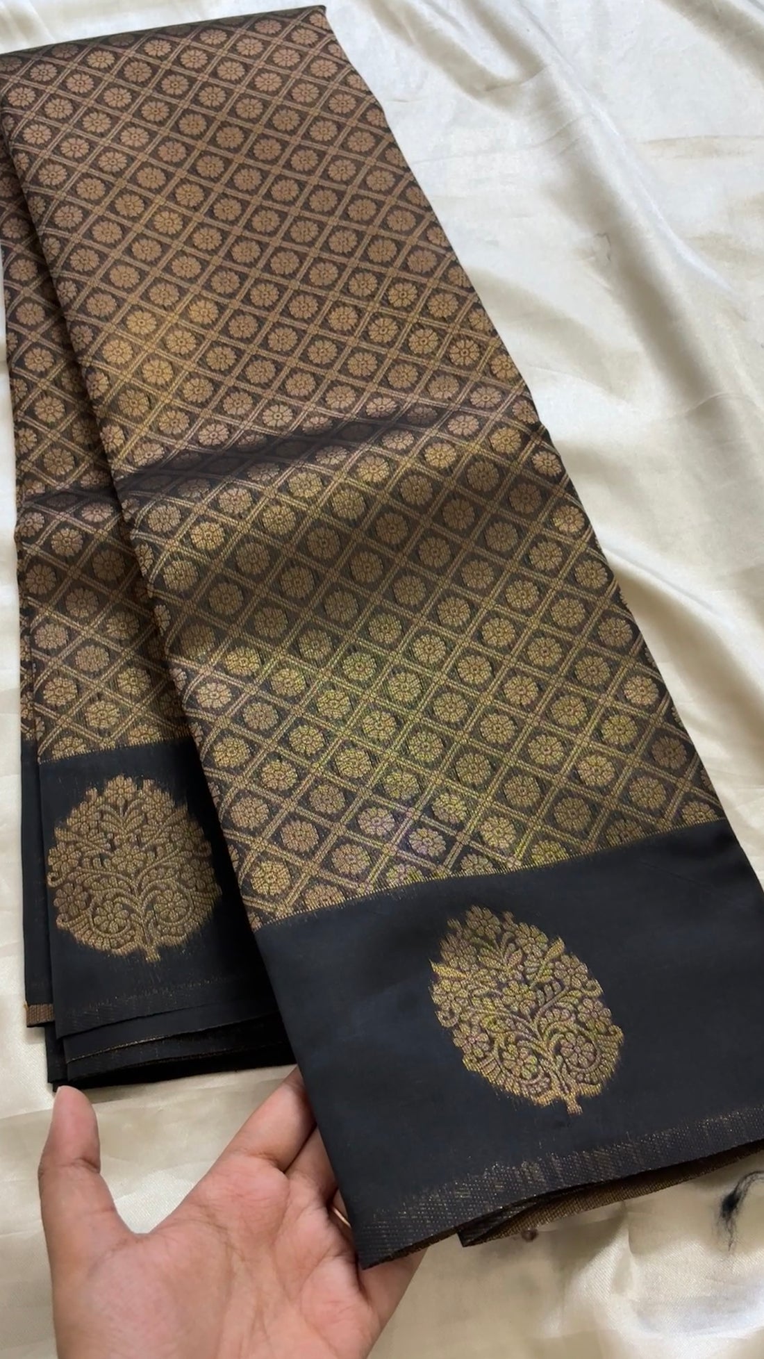 Semi brocade soft Silk kr52