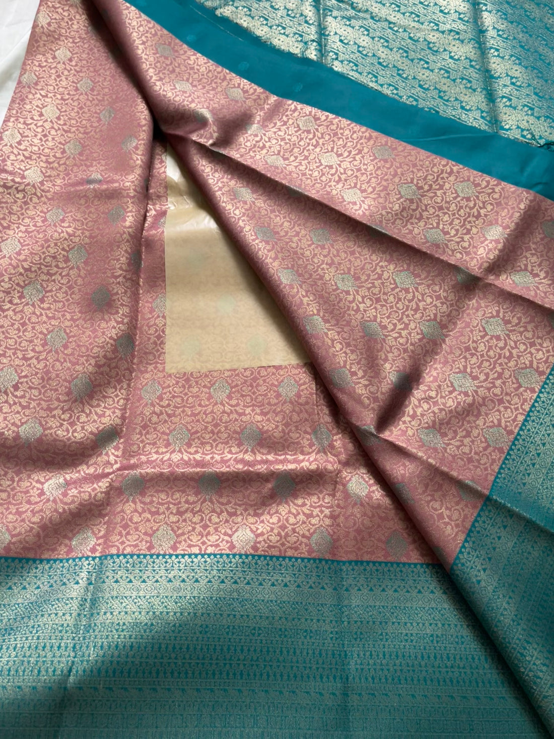 Kanchi semi soft silk