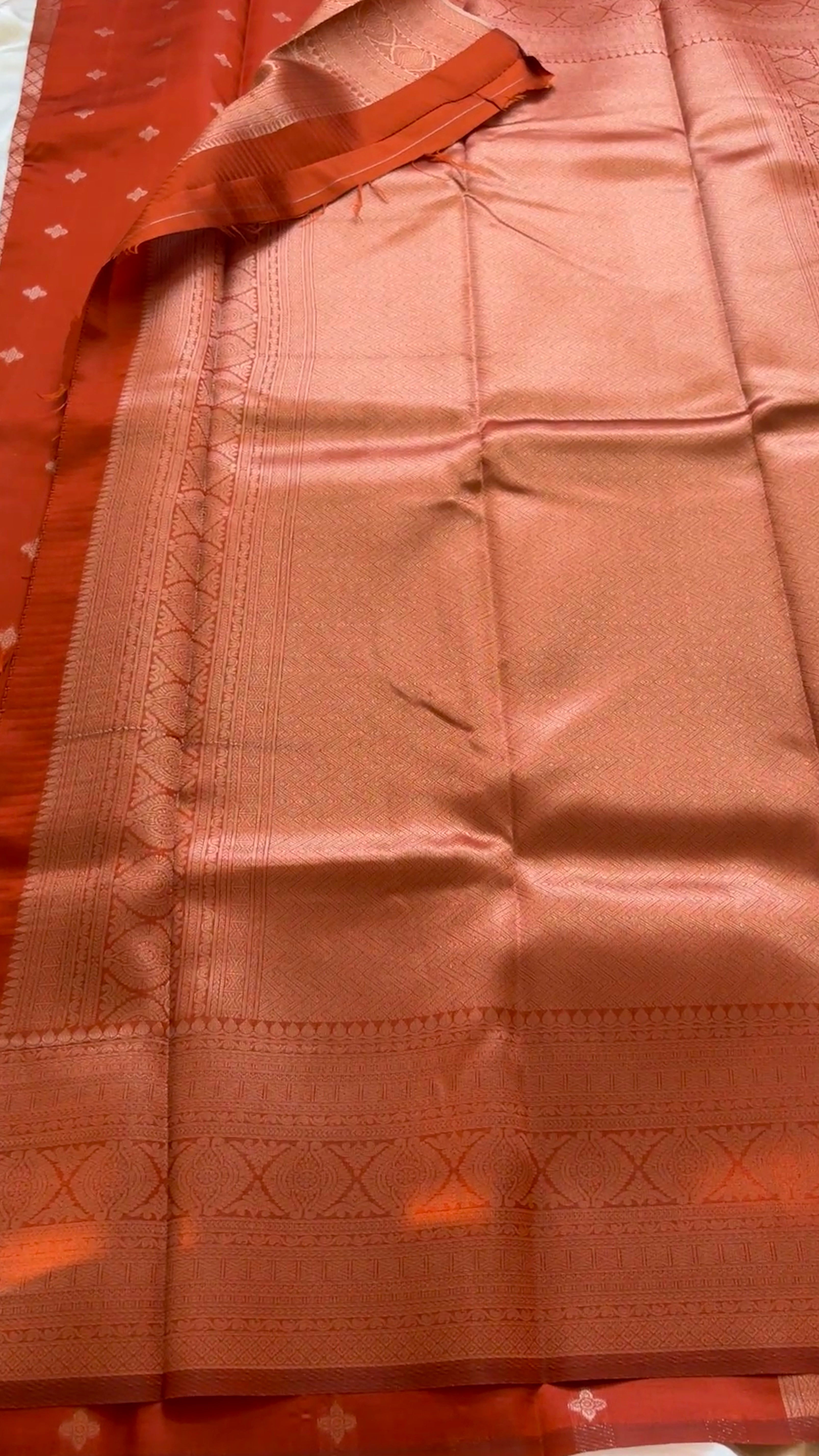 Semi brocade soft Silk kr32