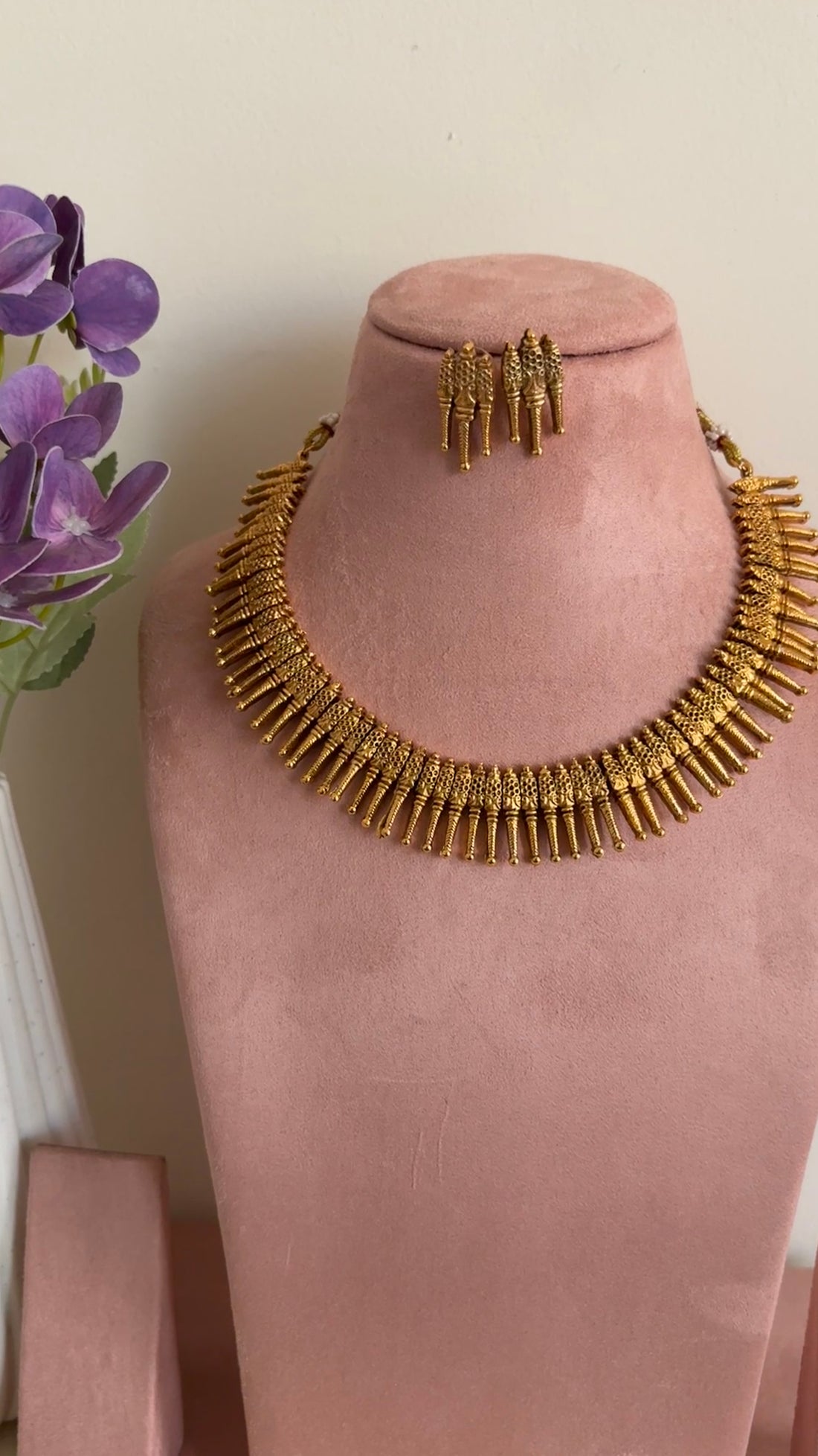 Kerala style traditional spike necklace