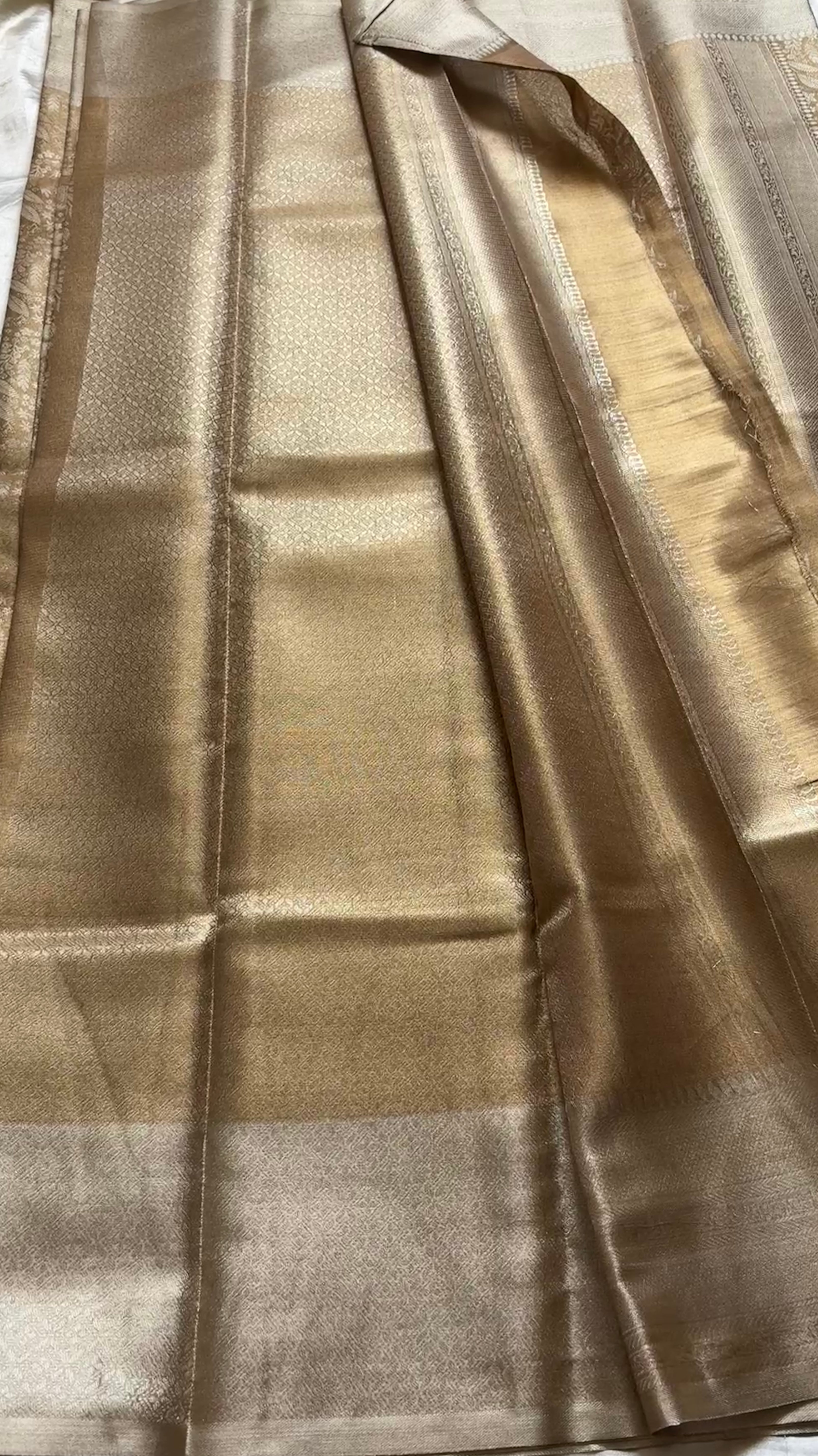 Premium  Tissue brocade silk KR 132