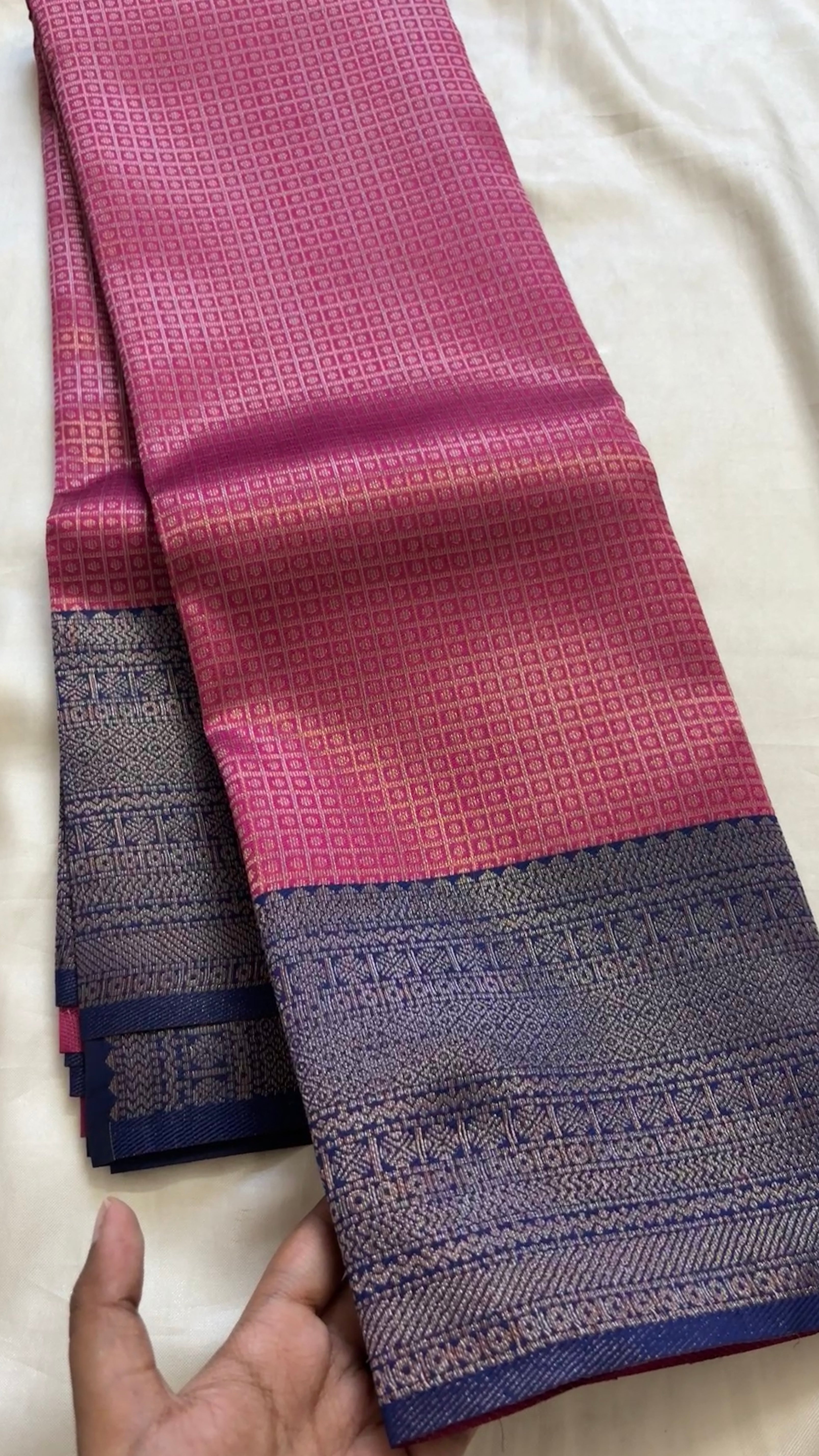 Kanchi semi soft silk kr69