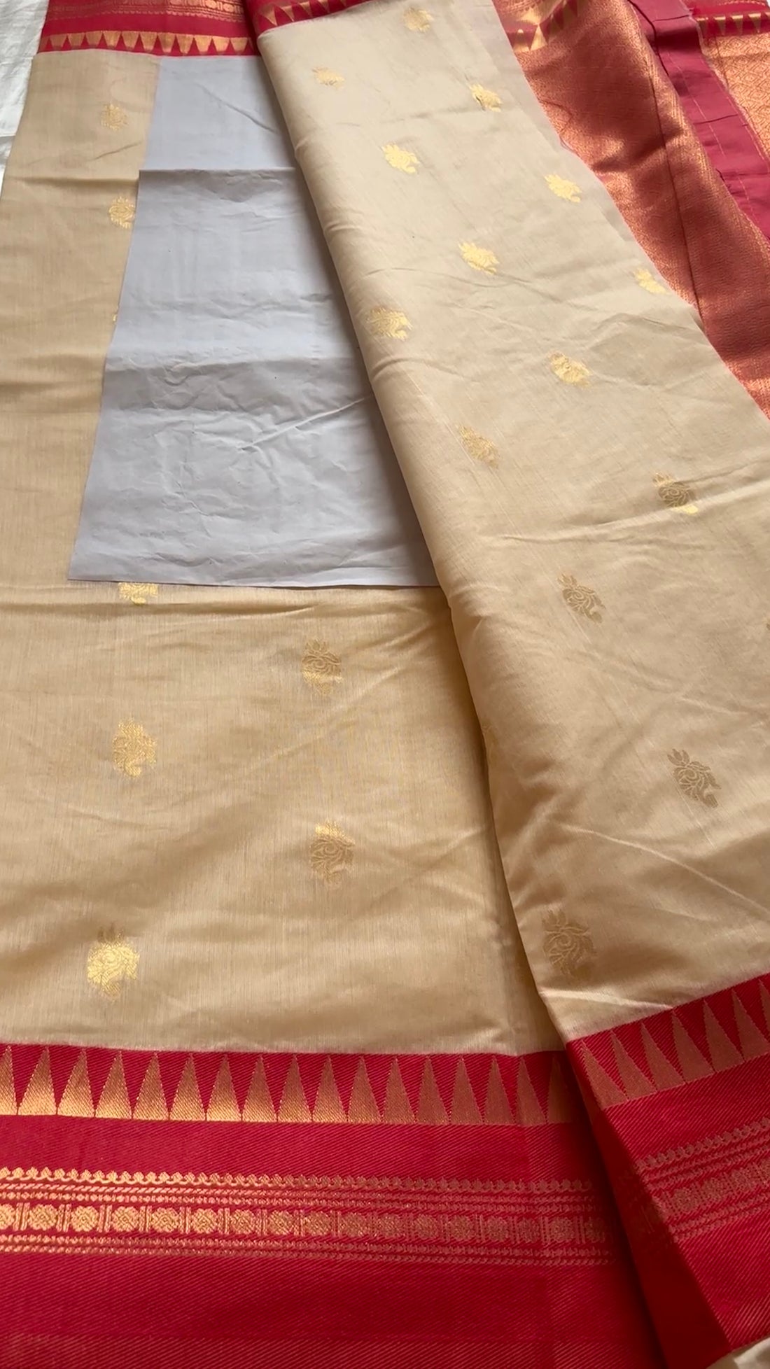 cotton with Kanchi Border KR 72