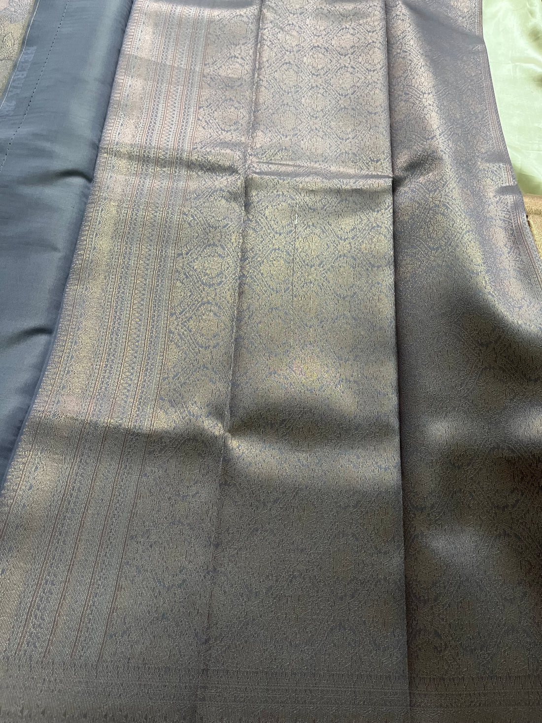 Semi brocade soft Silk