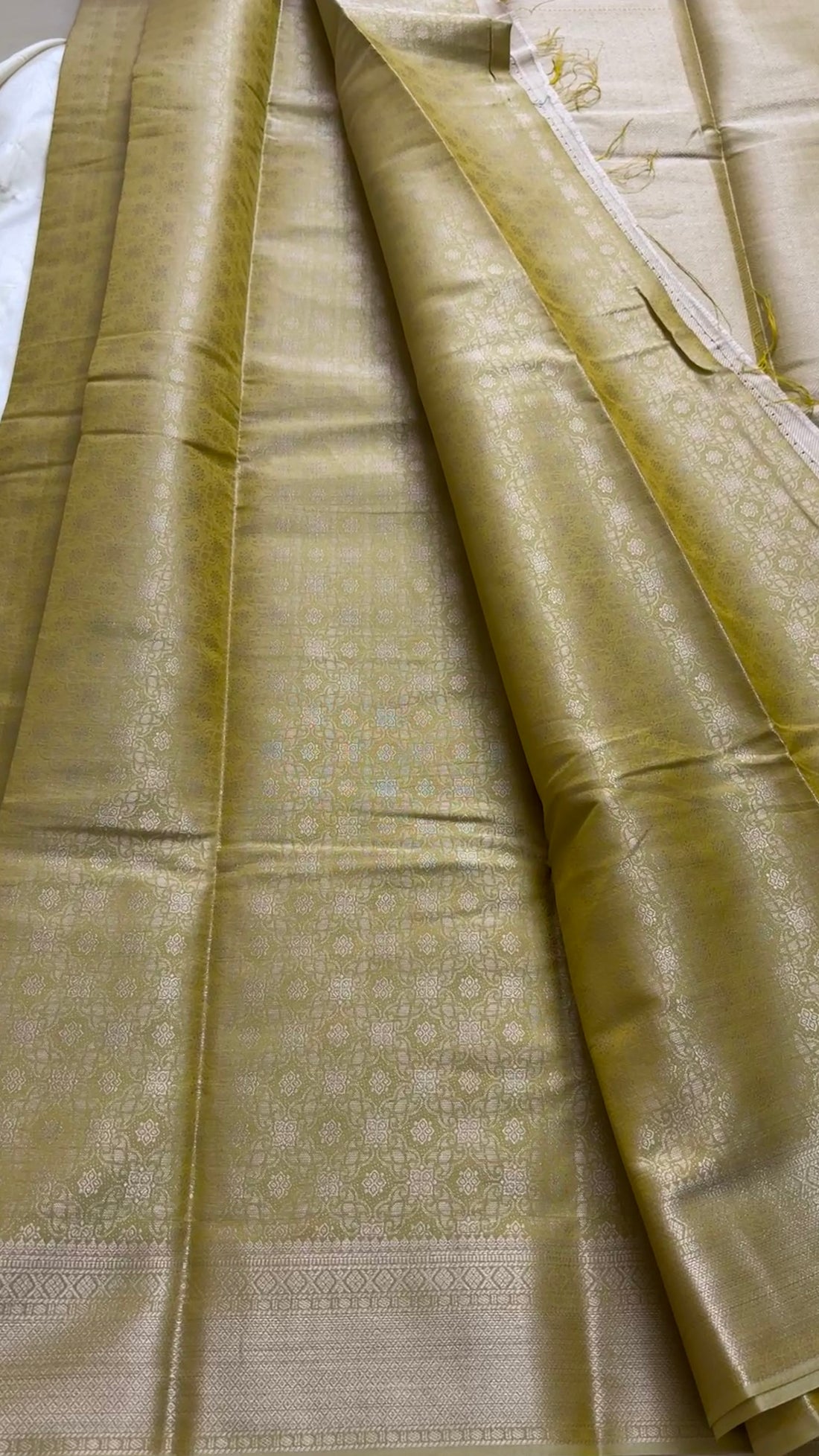 Premium Brocade soft silk kr39