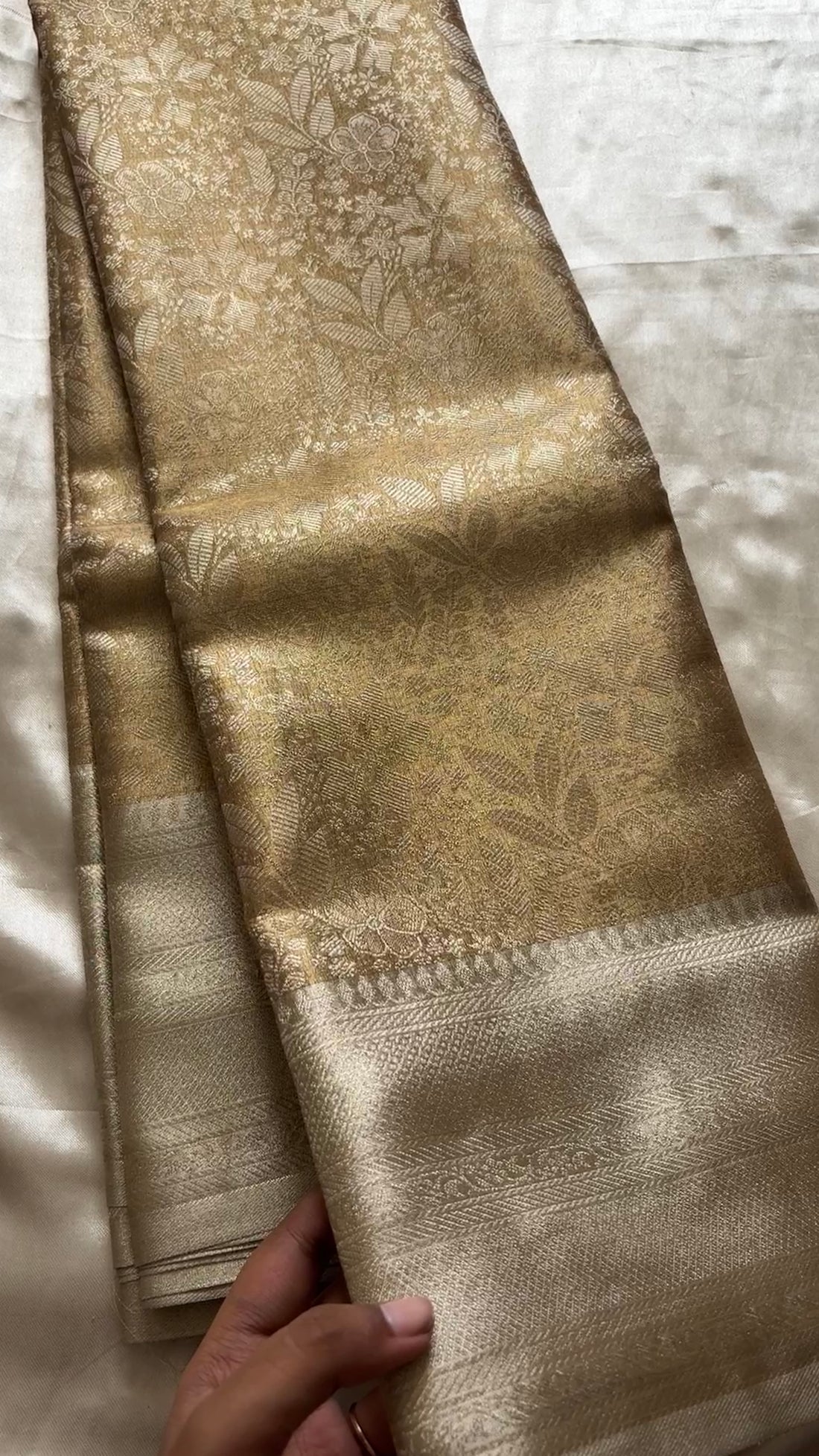 Premium  Tissue brocade silk KR 132