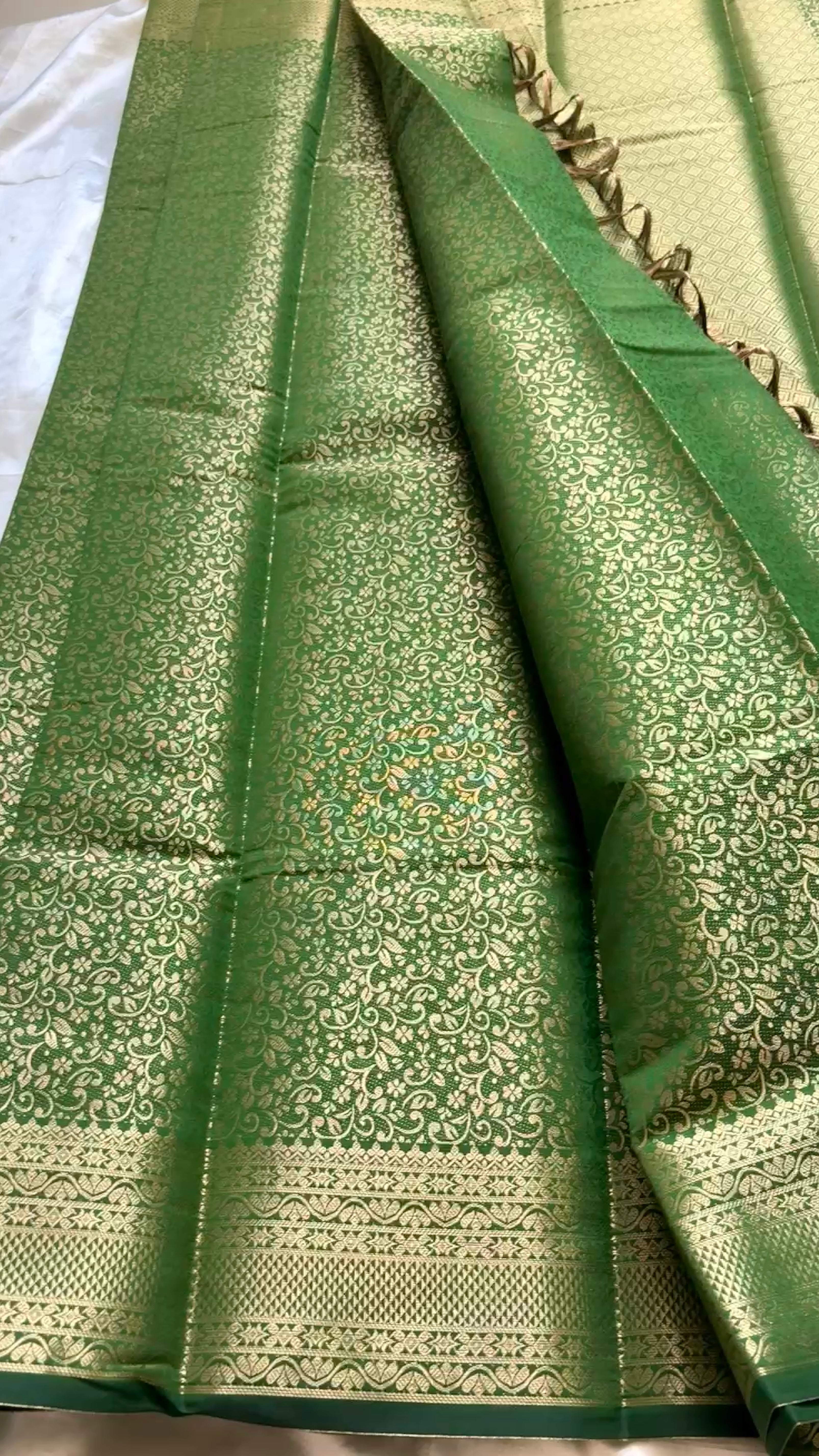 Premium Brocade soft silk 140