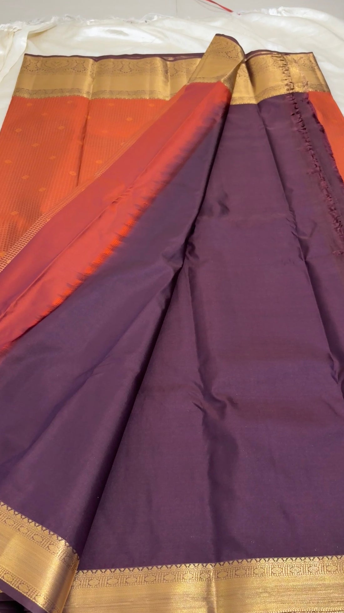 Semi tissue Kanchipuram saree