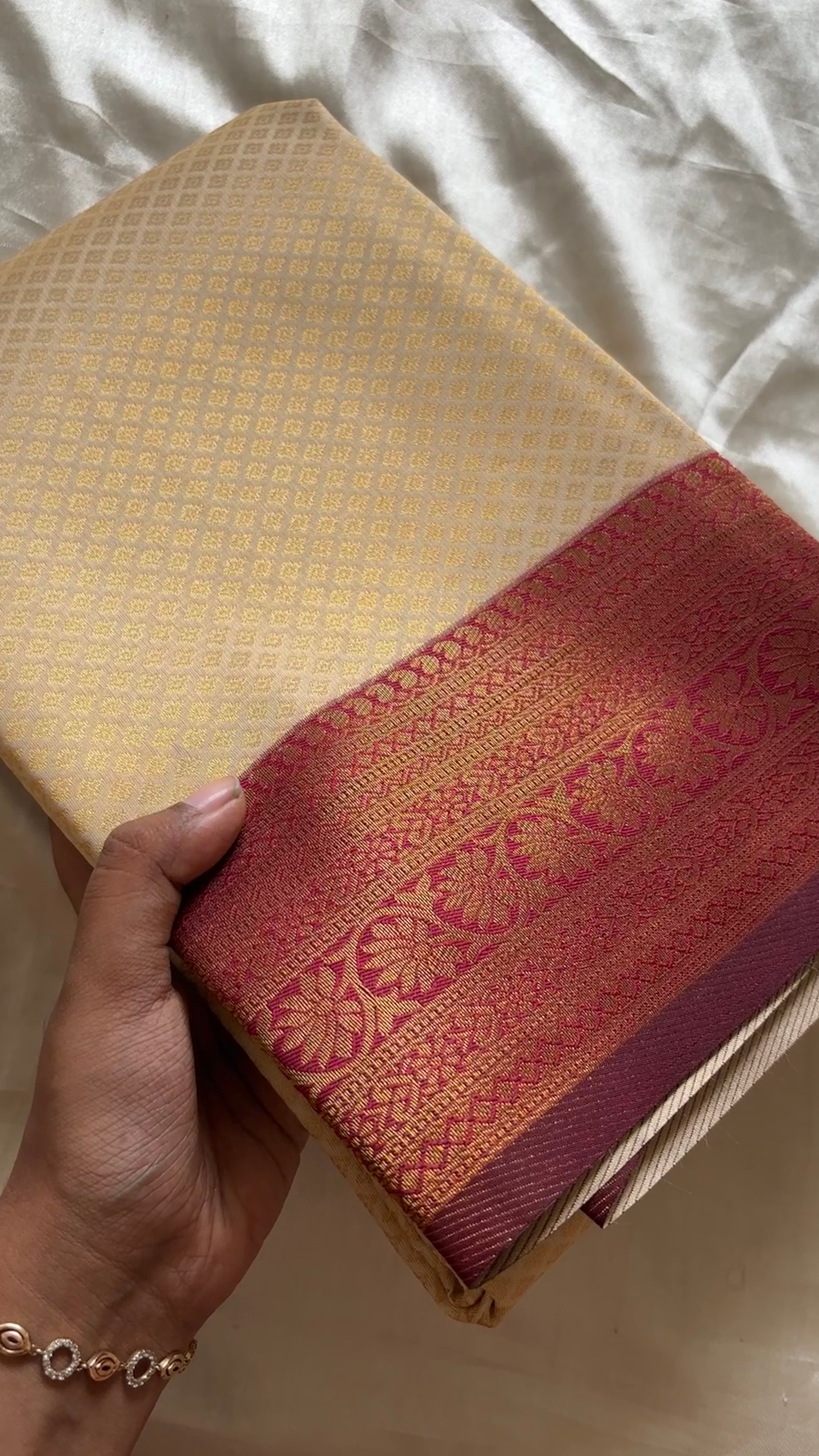 Kanchi semi soft silk kr 133