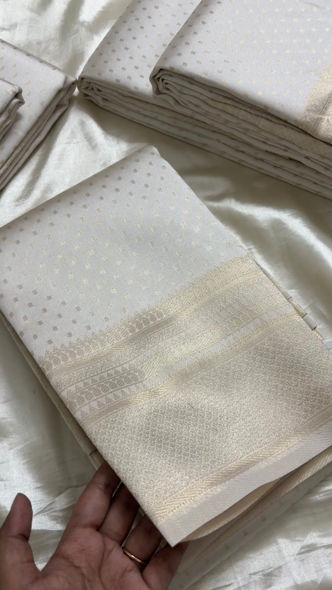 Semi brocade soft Silk kr28