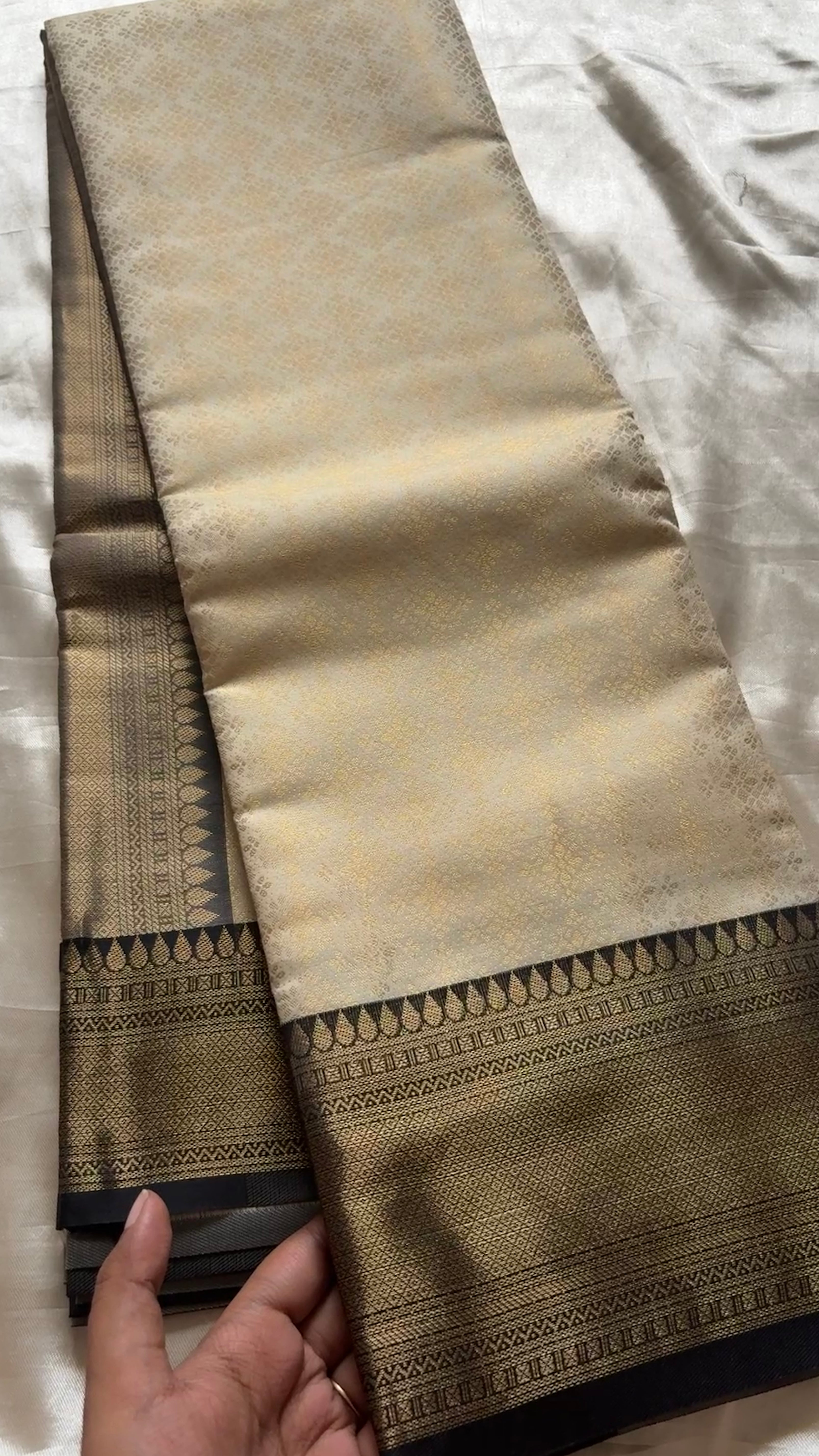 Semi Soft silk  Kr 39