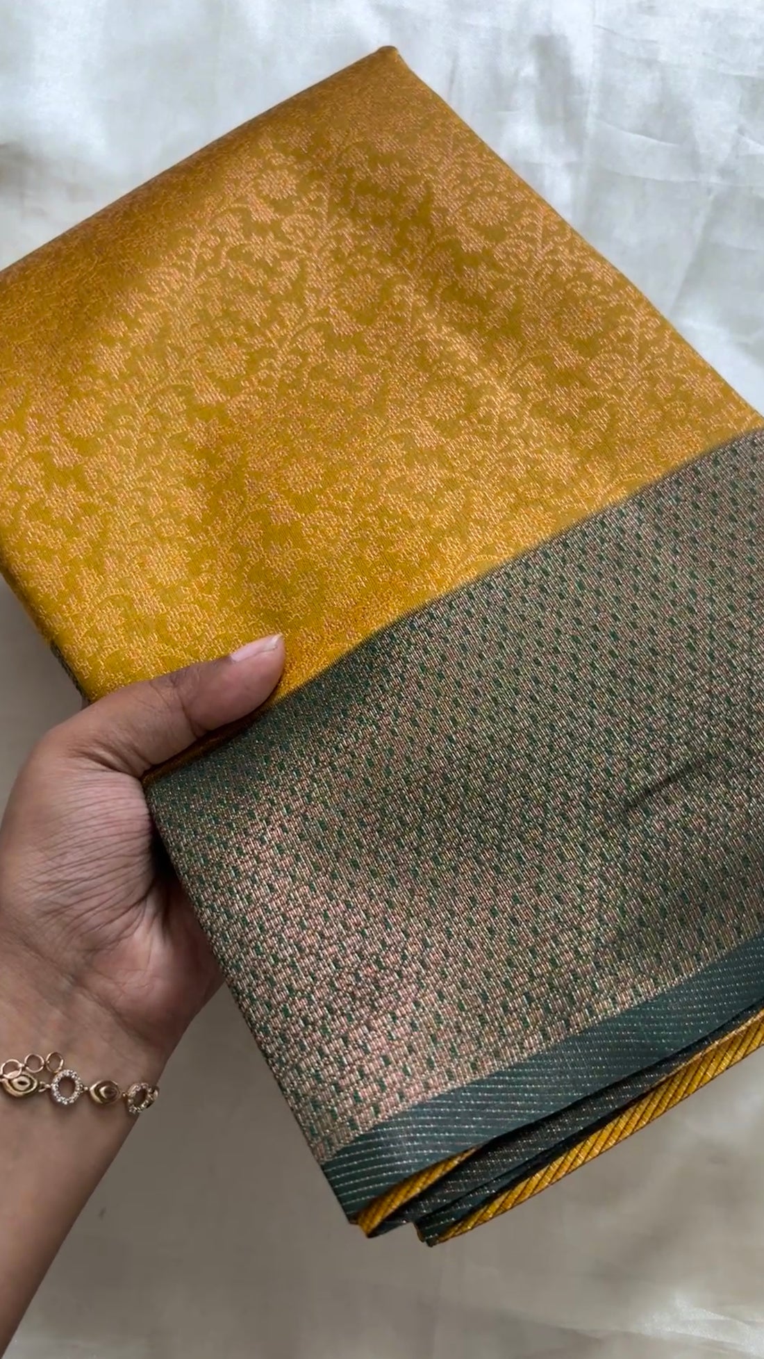 Kanchi semi soft silk kr18