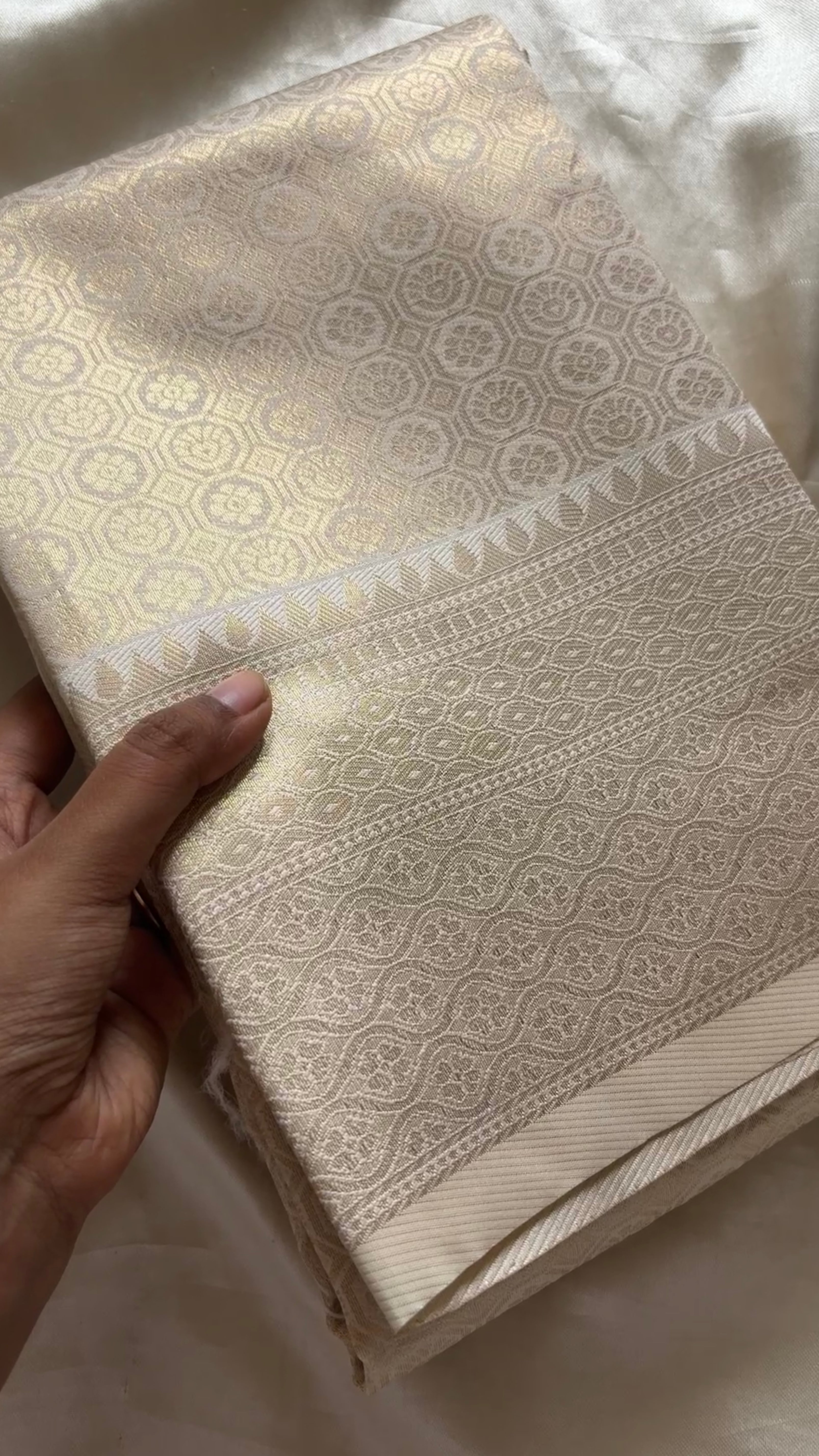 Semi brocade kr108