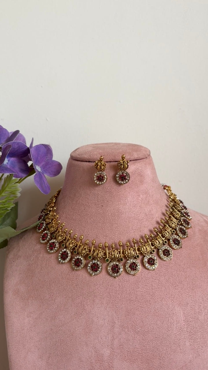 Gold inspired necklace