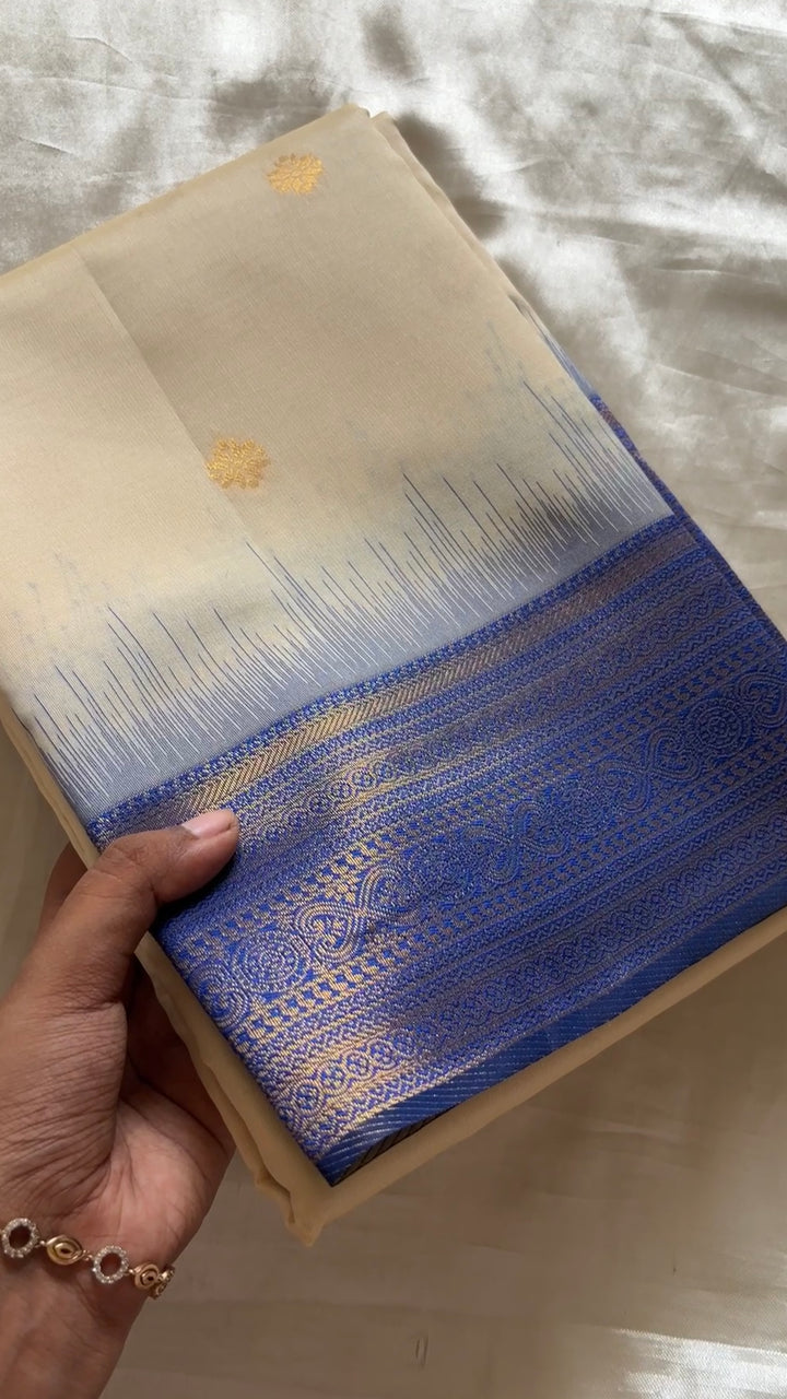 semi soft silk with Kanchi borders Kr 1