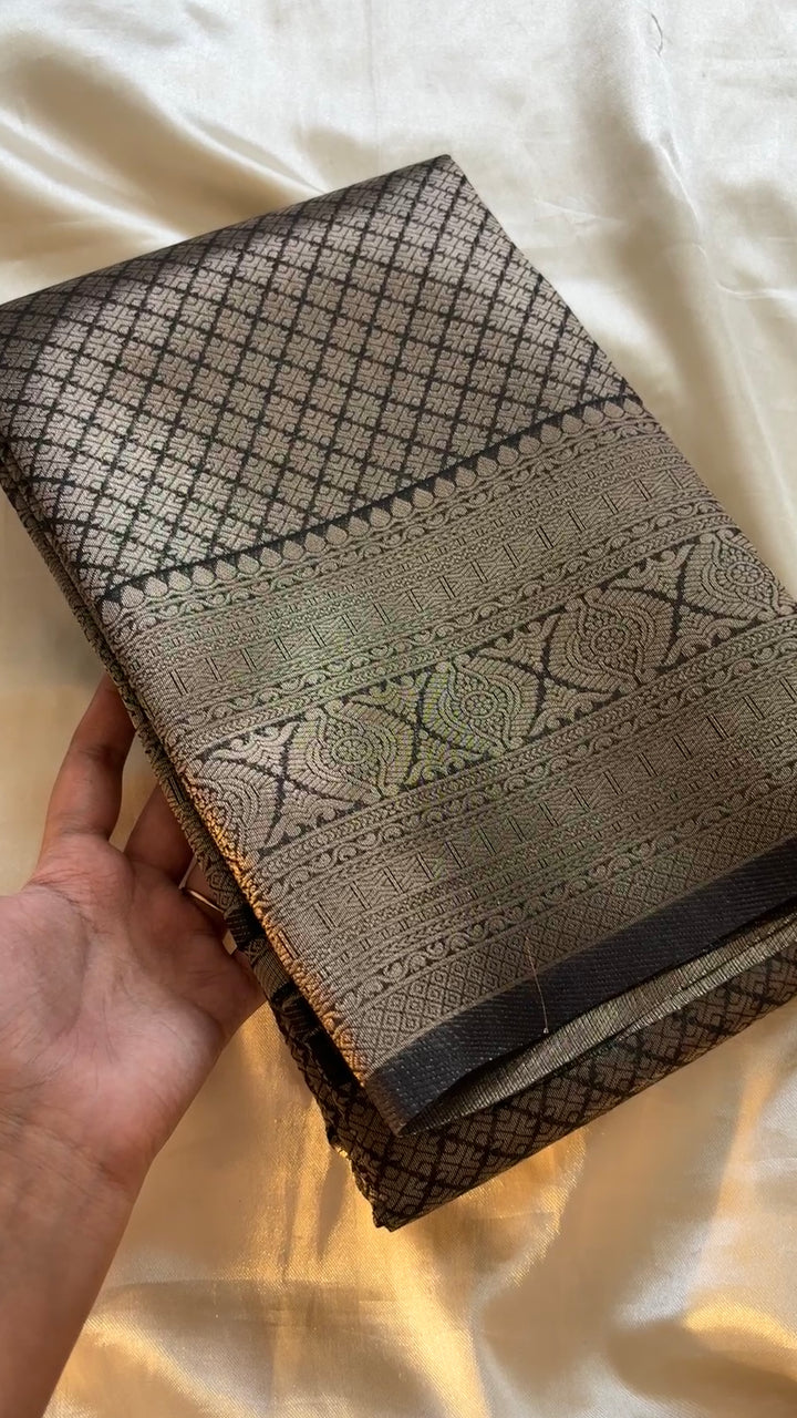 Semi brocade soft Silk kr69