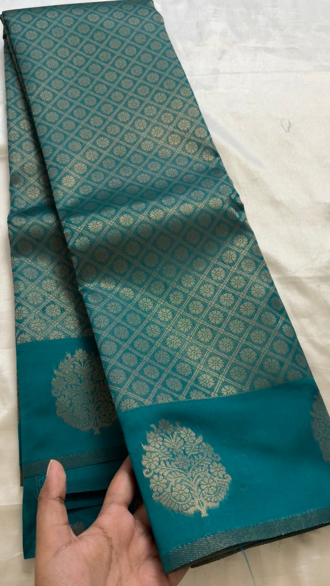 Semi brocade soft Silk kr61