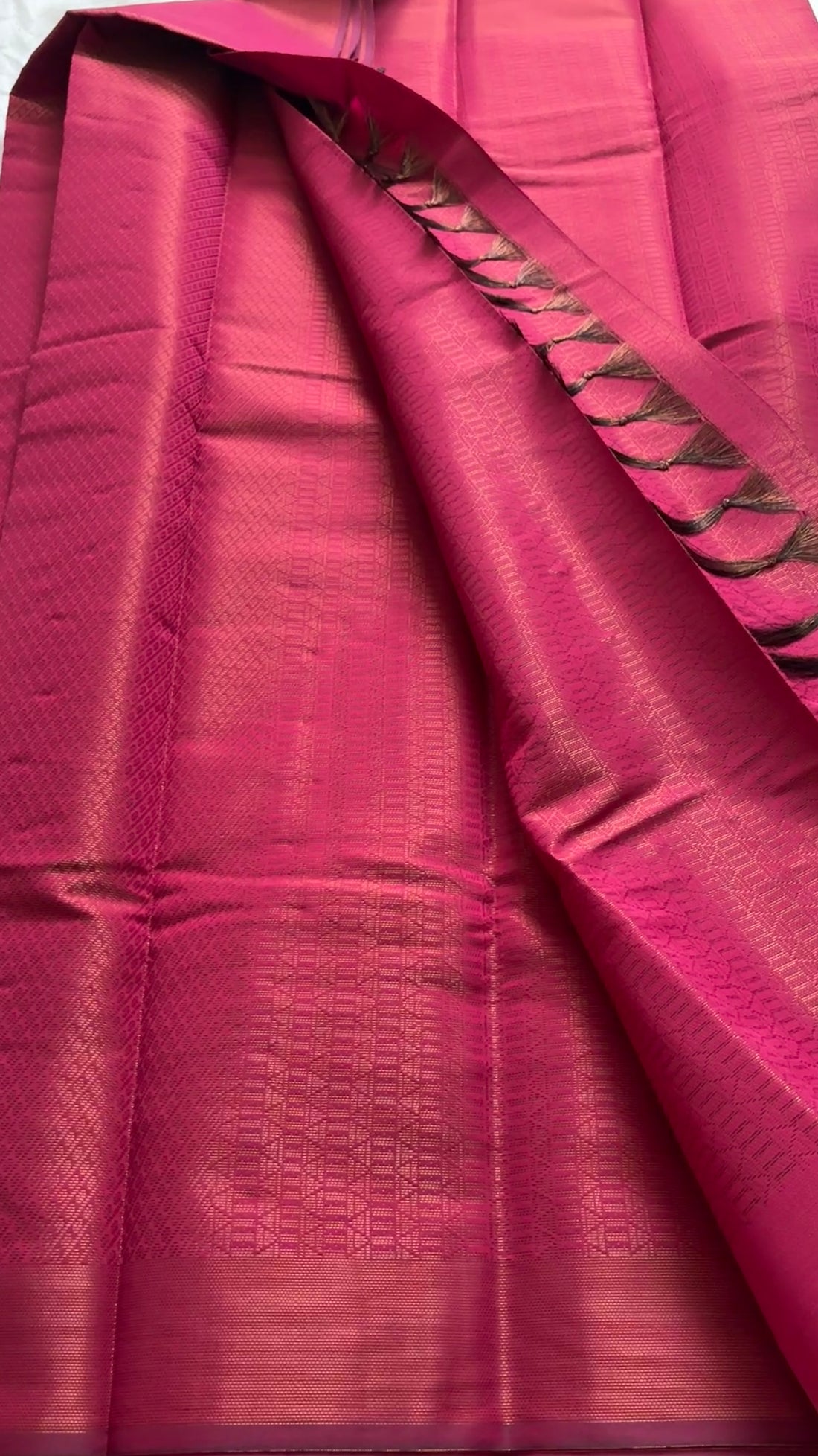 Brocade soft silk kr 102