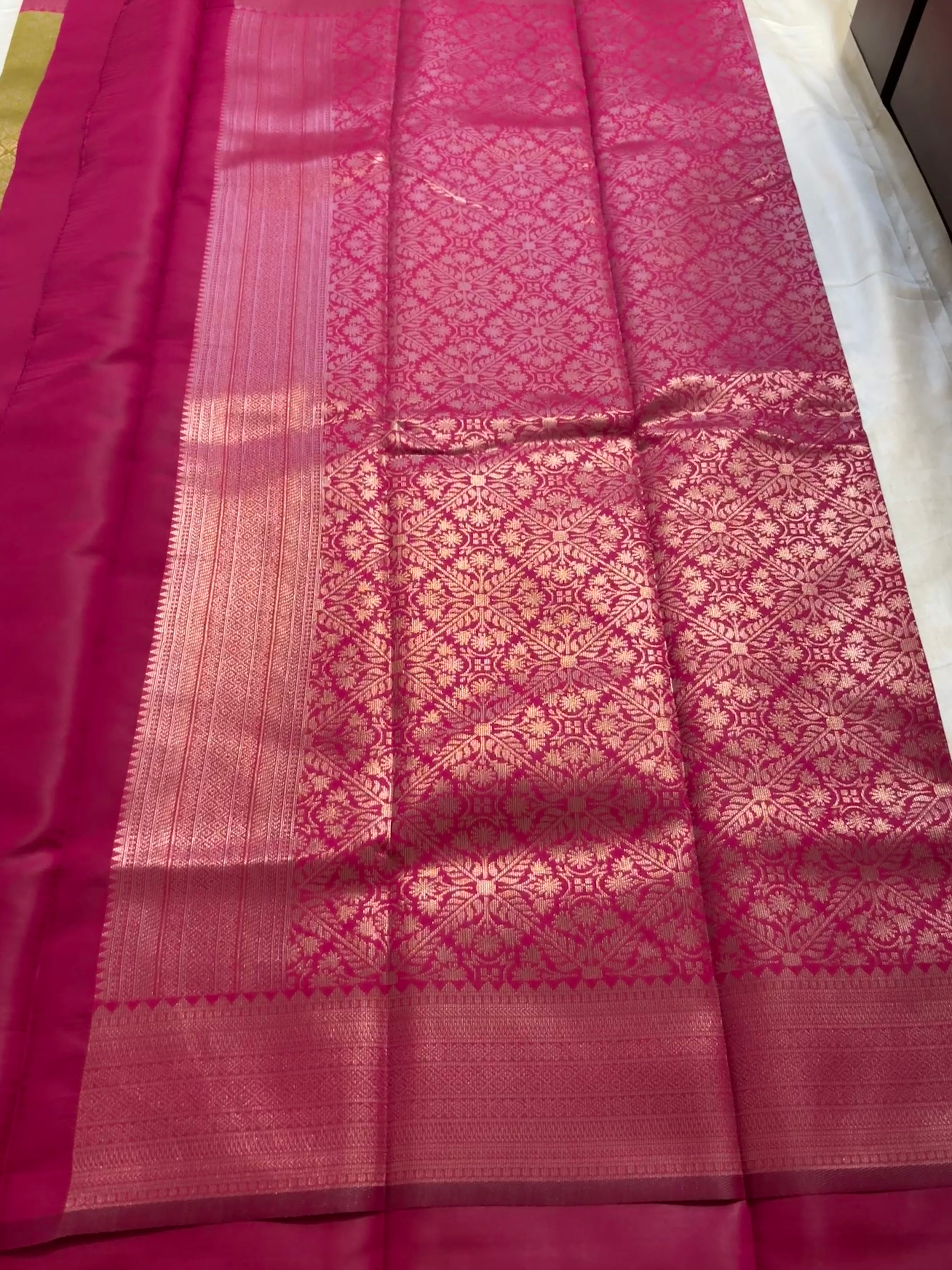 Semi Brocade soft silk