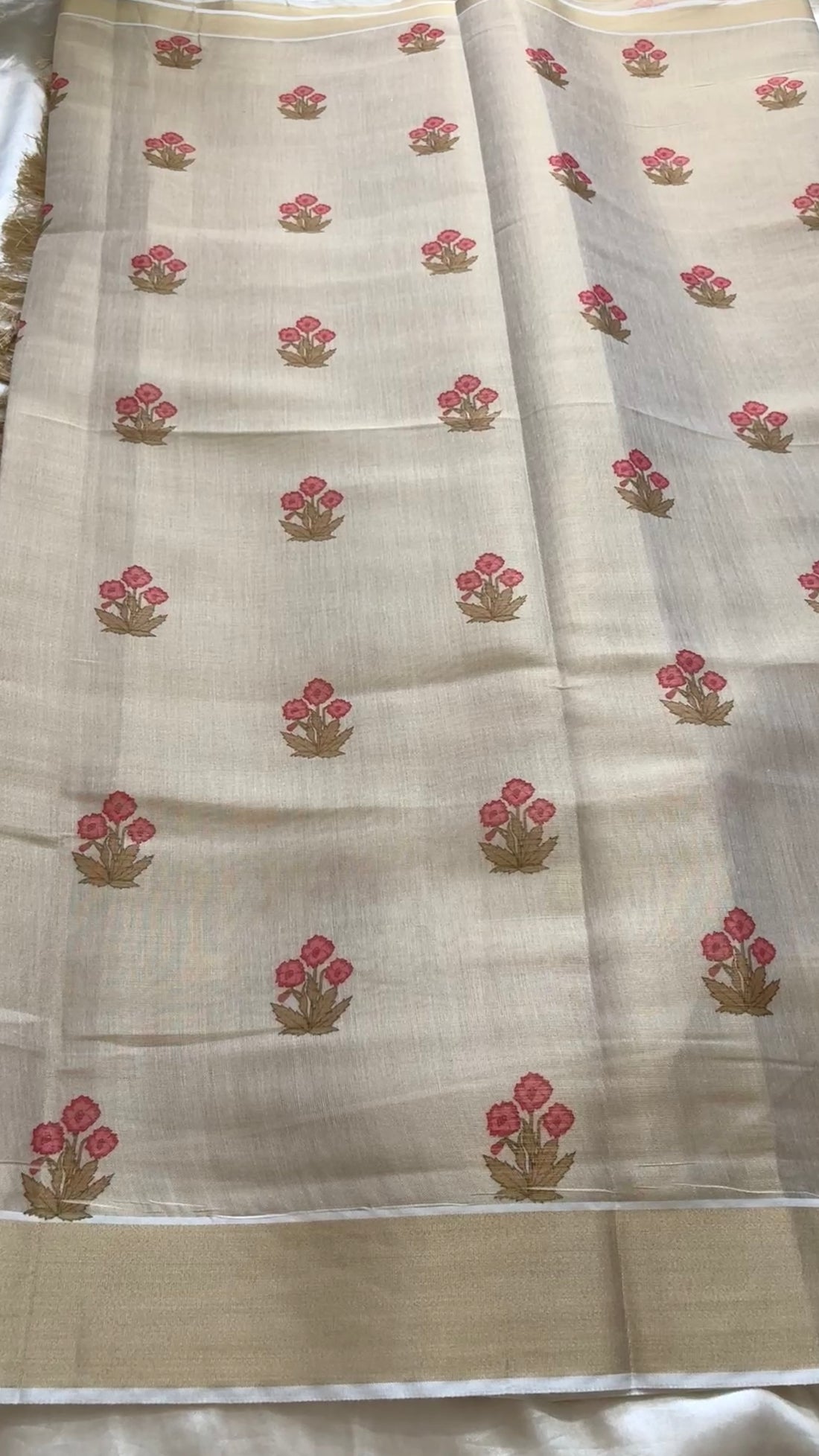 Soft cotton tissue mix flower motif saree kr118