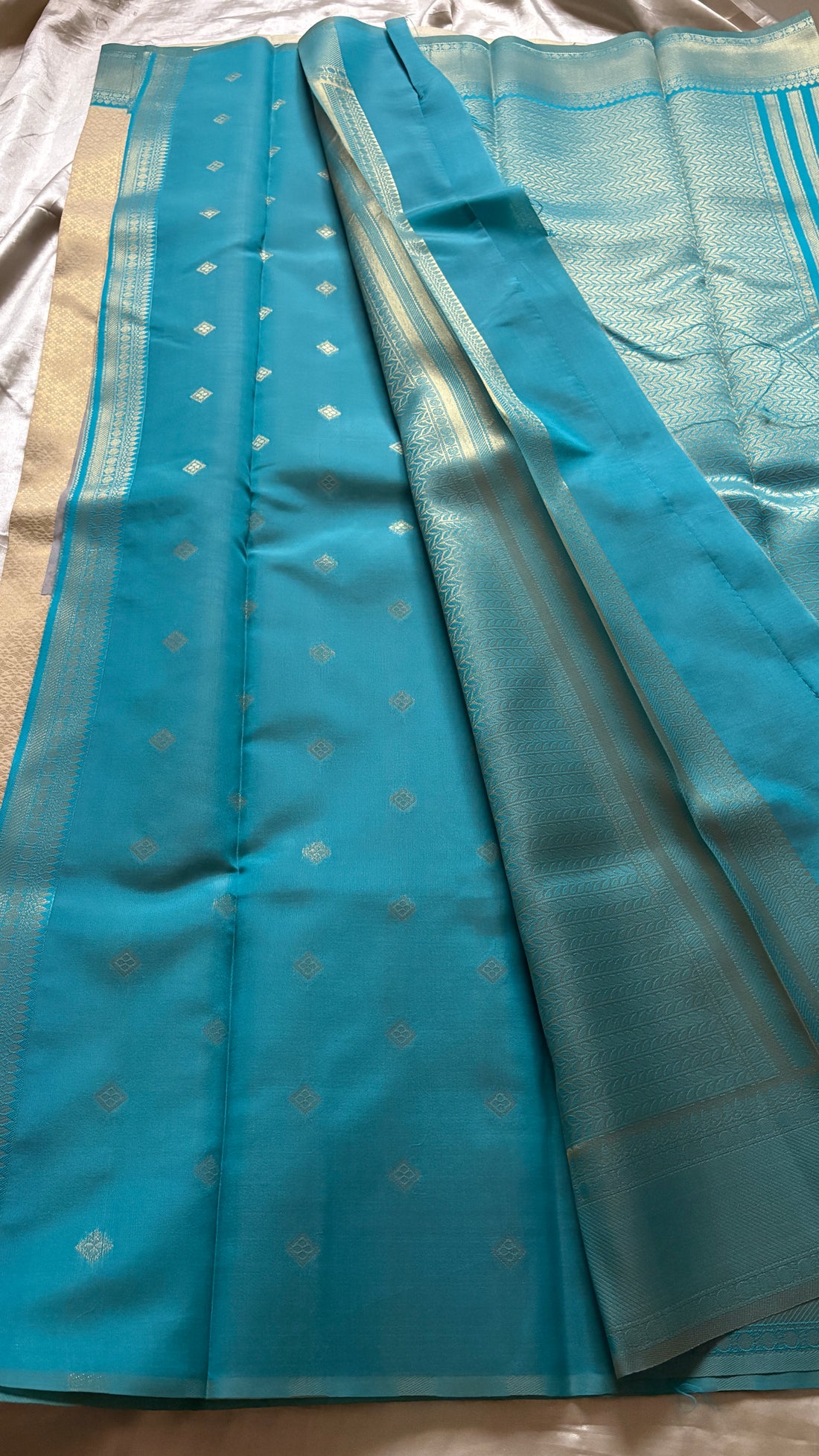 Kanchi semi soft silk Kr120