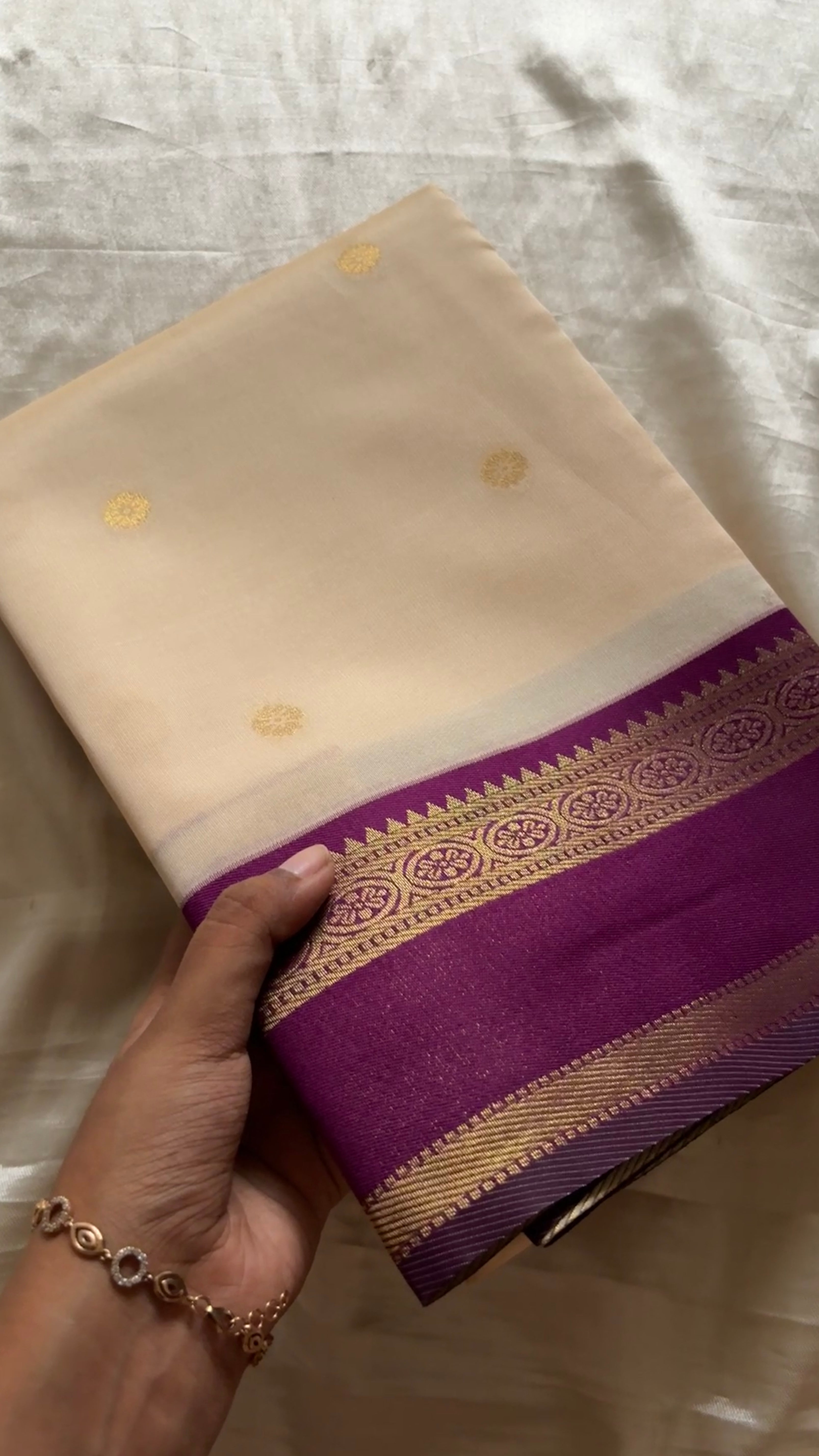 semi soft silk with retta patta border kr94